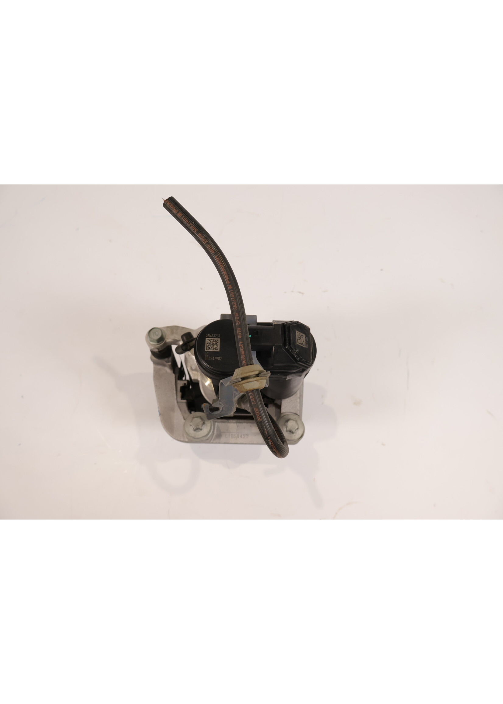 BMW BMW 4er G26 Bremssattel links hinten 354KM 34208836841 8836841