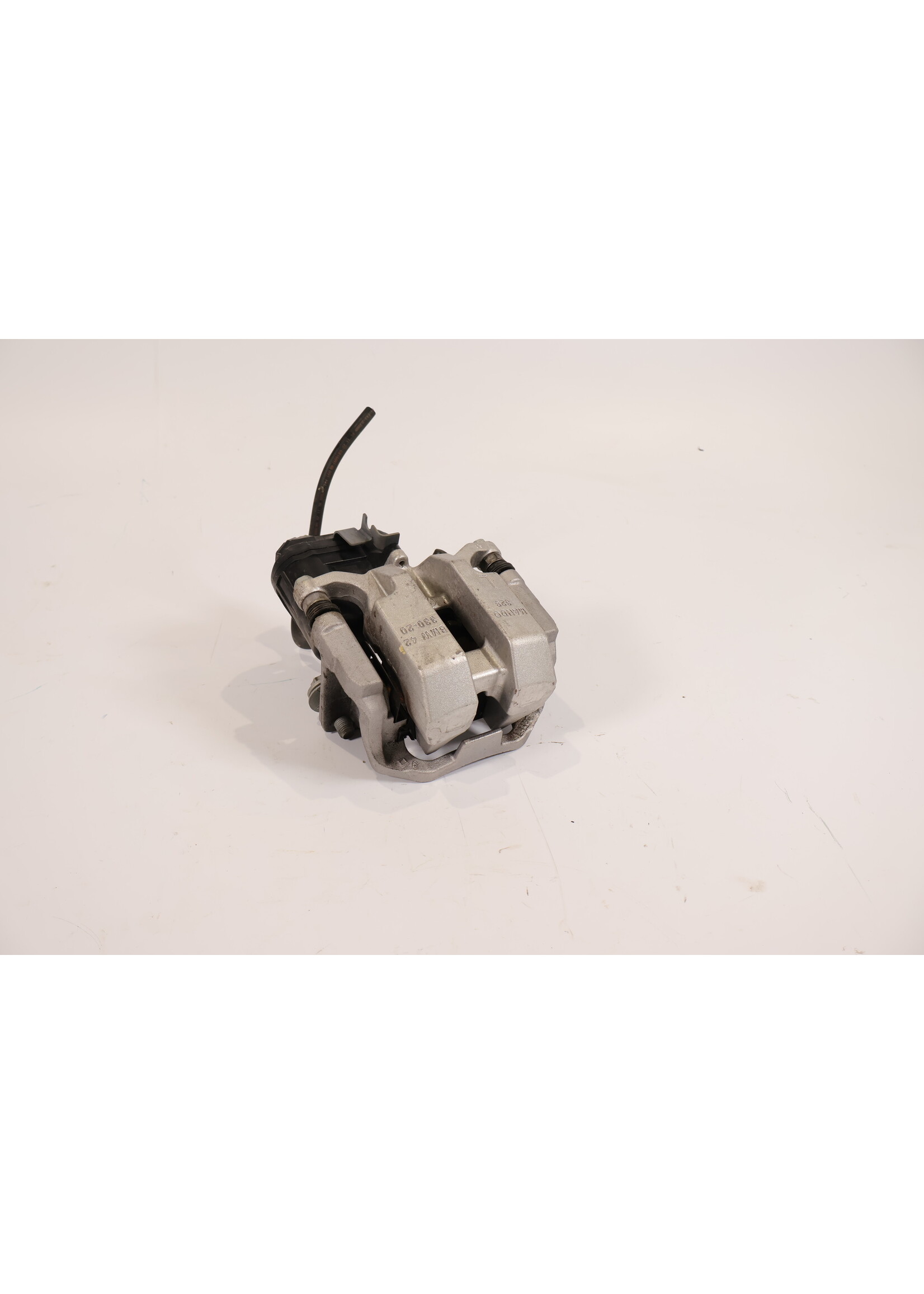 BMW BMW 4er G26 Bremssattel links hinten 354KM 34208836841 8836841