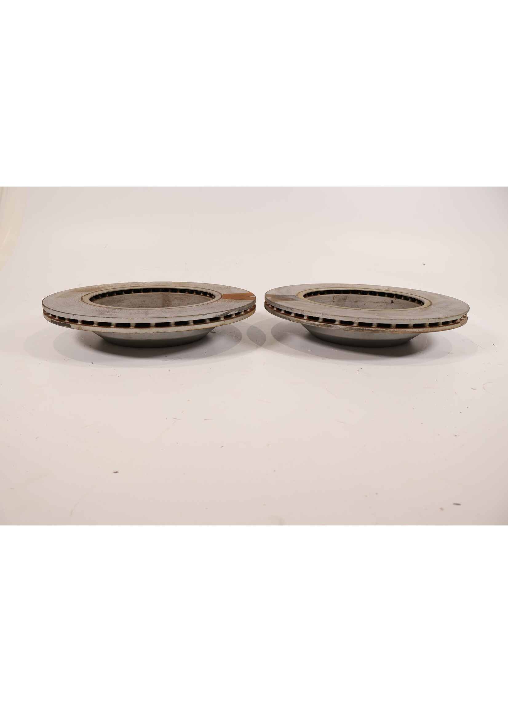 BMW BMW G20 G21 G22 G23 G26 Originele geventileerde remschijf achter 354KM 34208858323