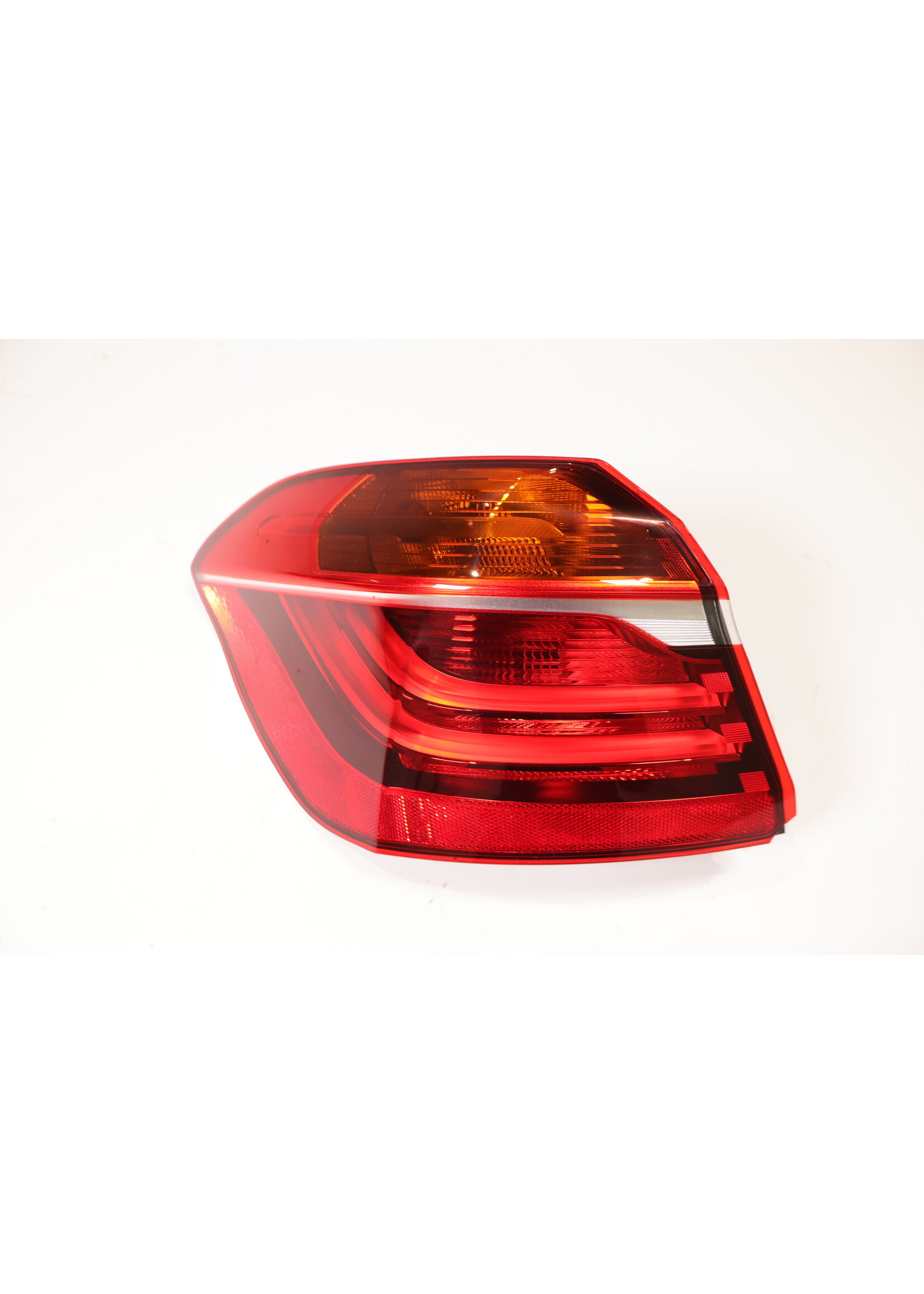 thumbnail image 2 of Original BMW 2 Series F45 LED Left Rear Tail Light - Facelift LCI - 7491337, 7311059 2 of 3