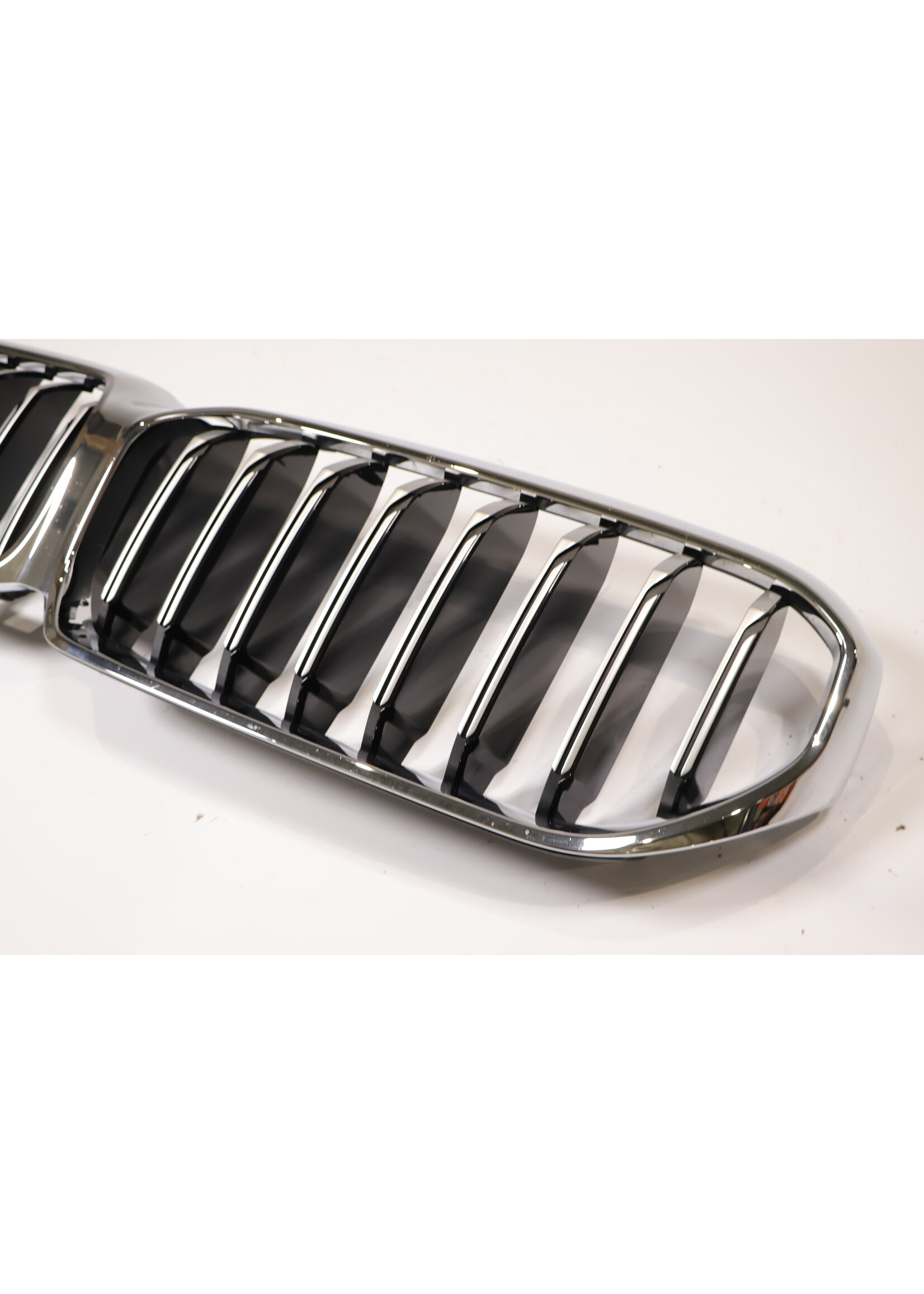 BMW BMW 5er G30 G31 LCI Niere / Kühlergrill 9464210