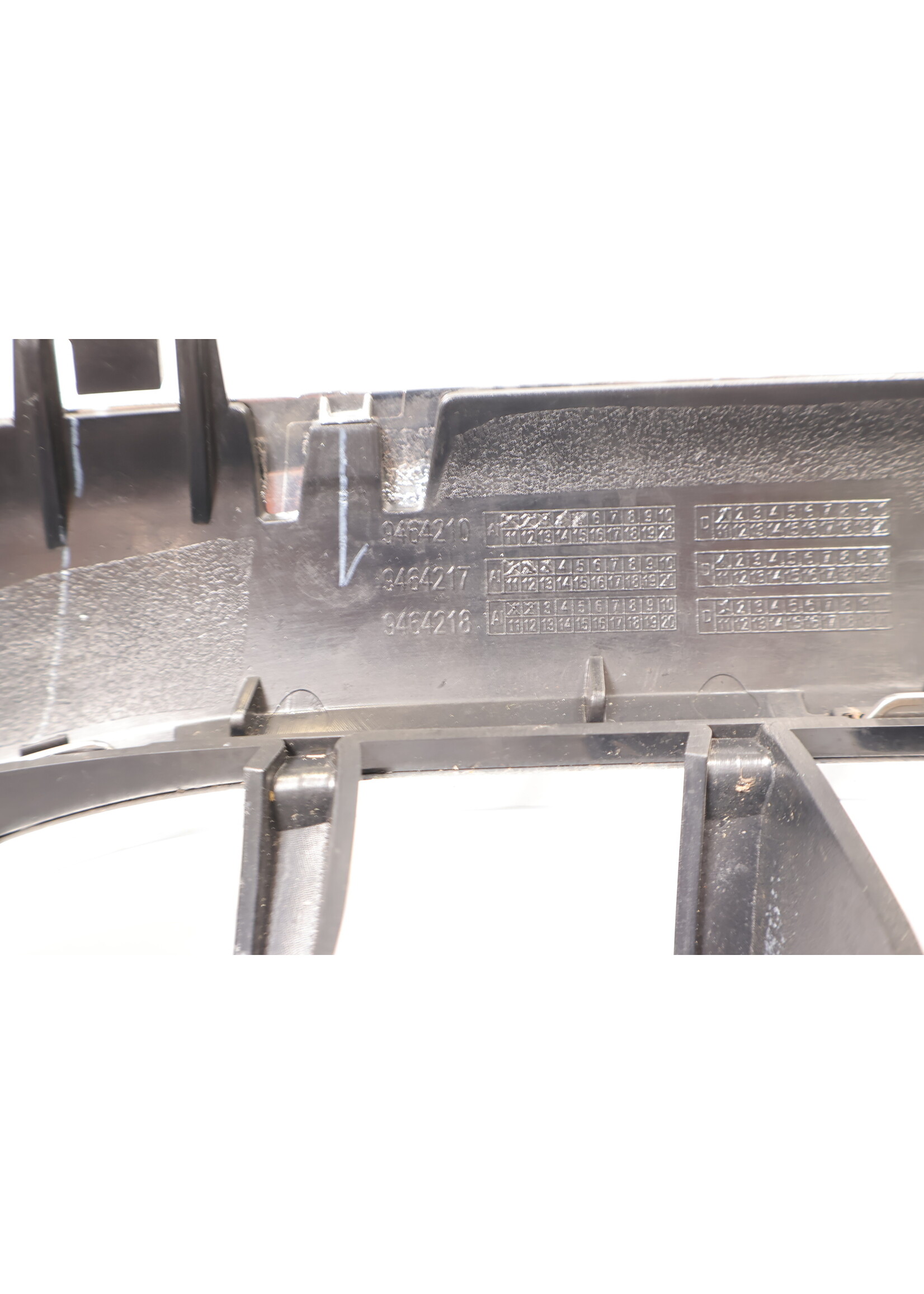 BMW BMW 5er G30 G31 LCI Niere / Kühlergrill 9464210