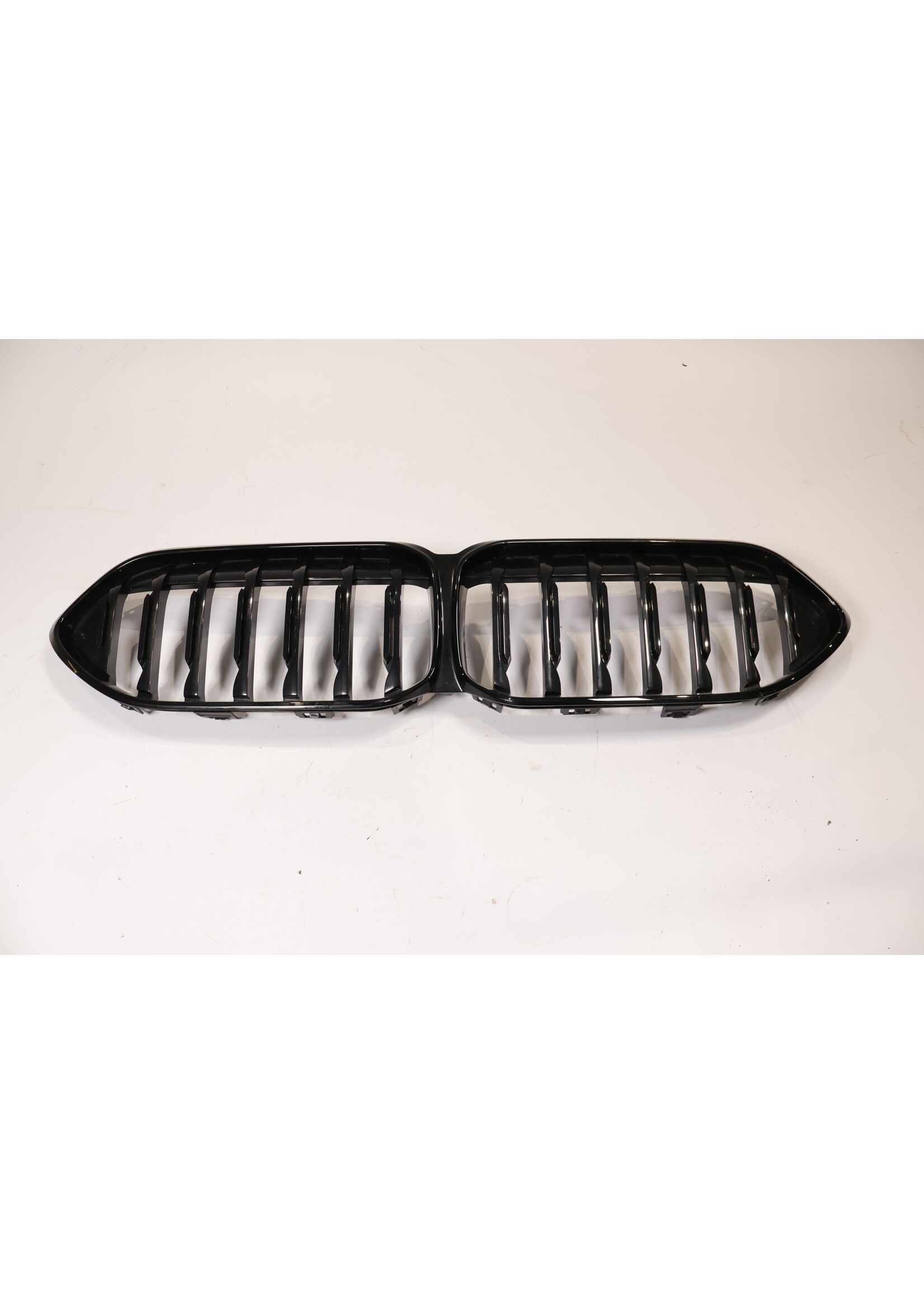 BMW BMW 2 Series F44 OEM black front grill 7476258