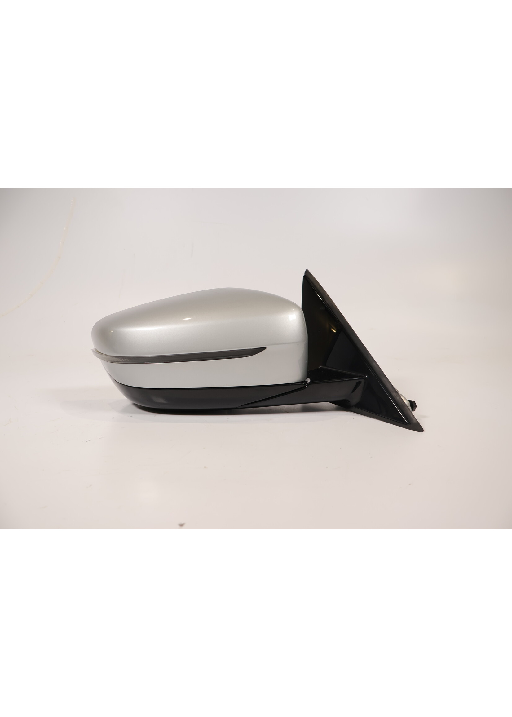 BMW BMW 3 Series G20 G21 6 pin outside side mirror right 51168498204 8498204