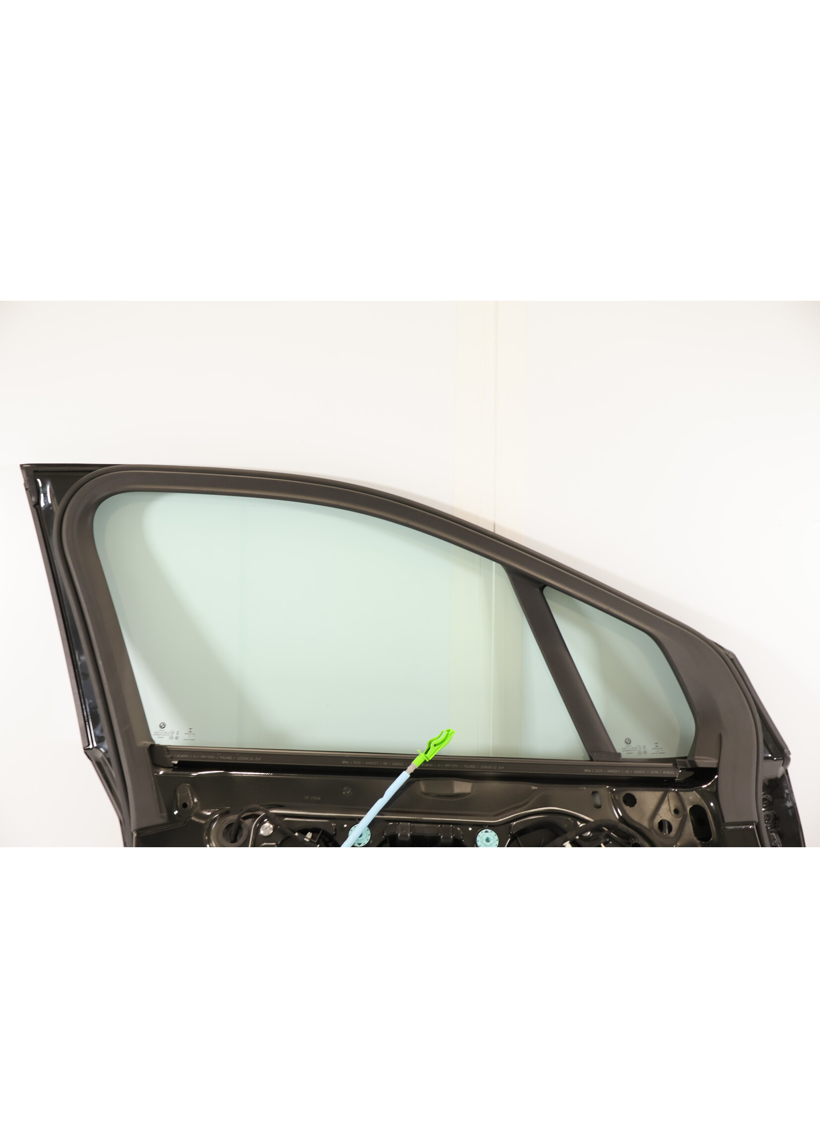 BMW BMW U06 2 Series Active Tourer Complete door left front 9627087 41009627087