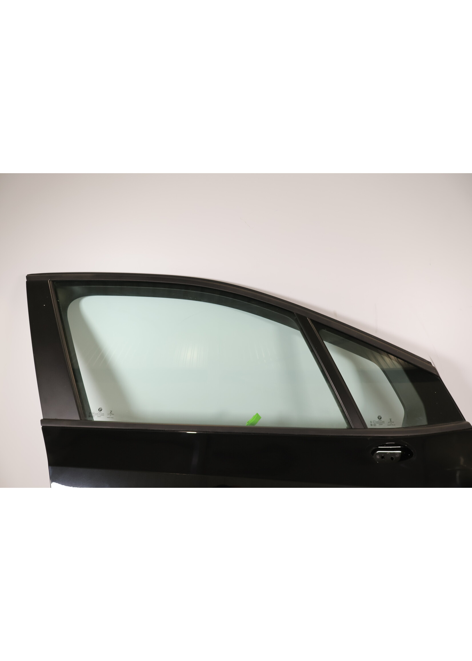 BMW BMW U06 2 Series Active Tourer Complete door right front 9627088 41009627088