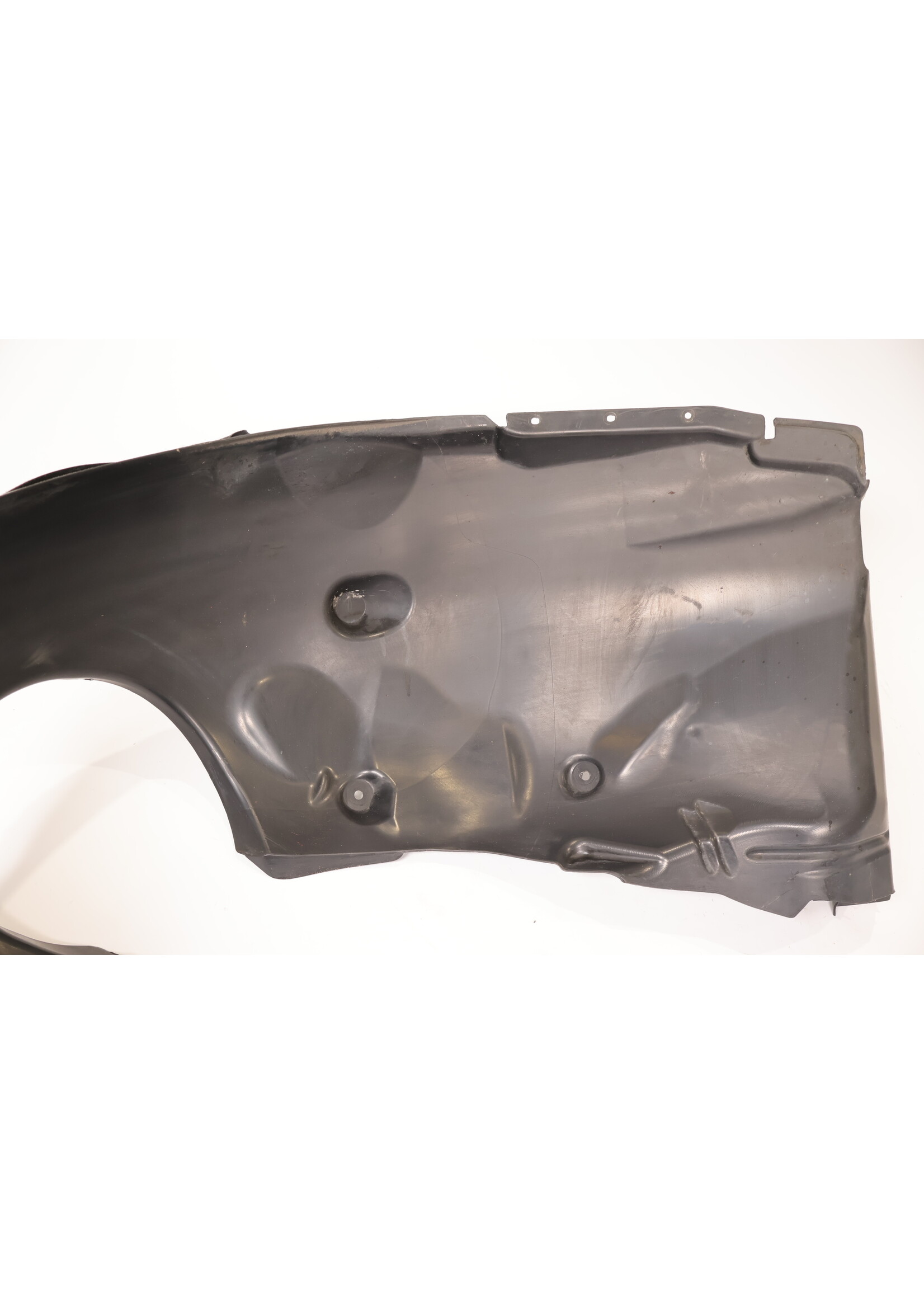 BMW BMW U06 2 Serie Active Tourer Cover wheel housing rear left 8498435 51718498435