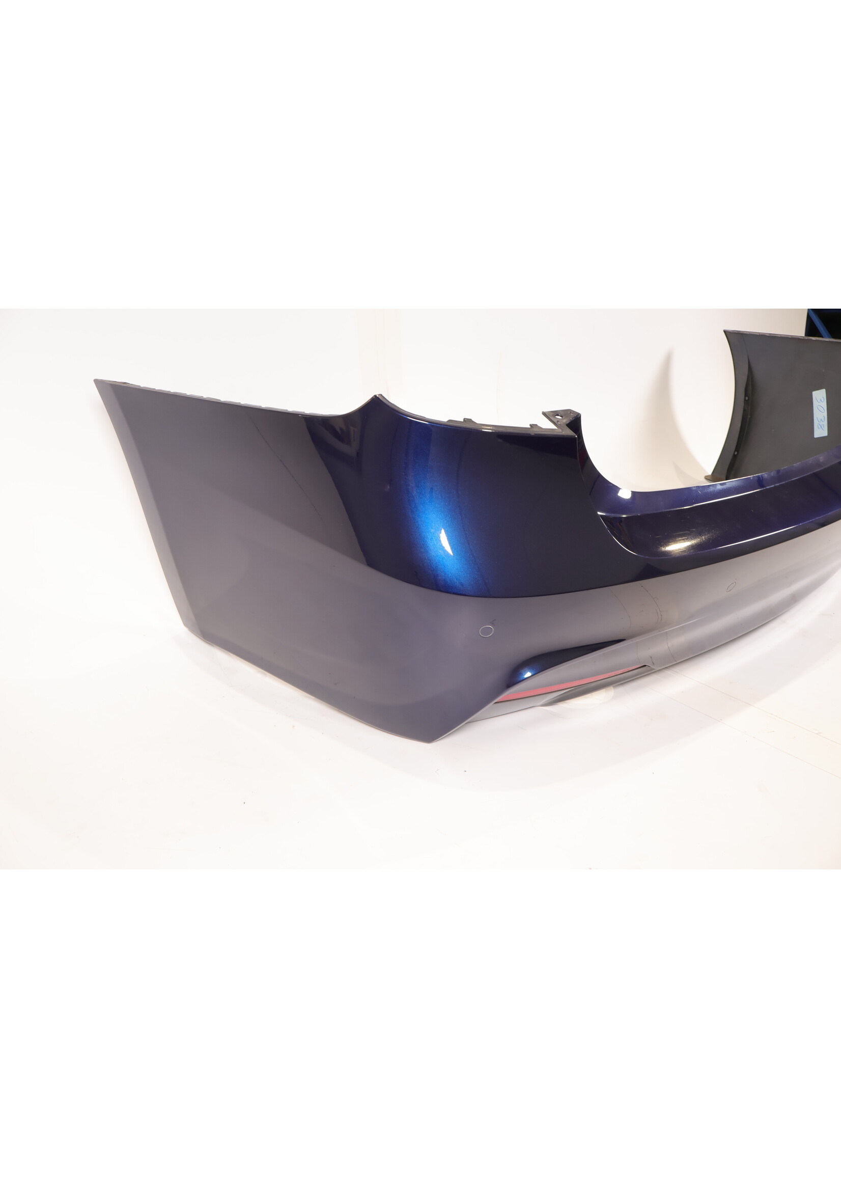 BMW BMW F30 3 Series Sedan Complete M-Package rear bumper with PDC 8056498 51128056498