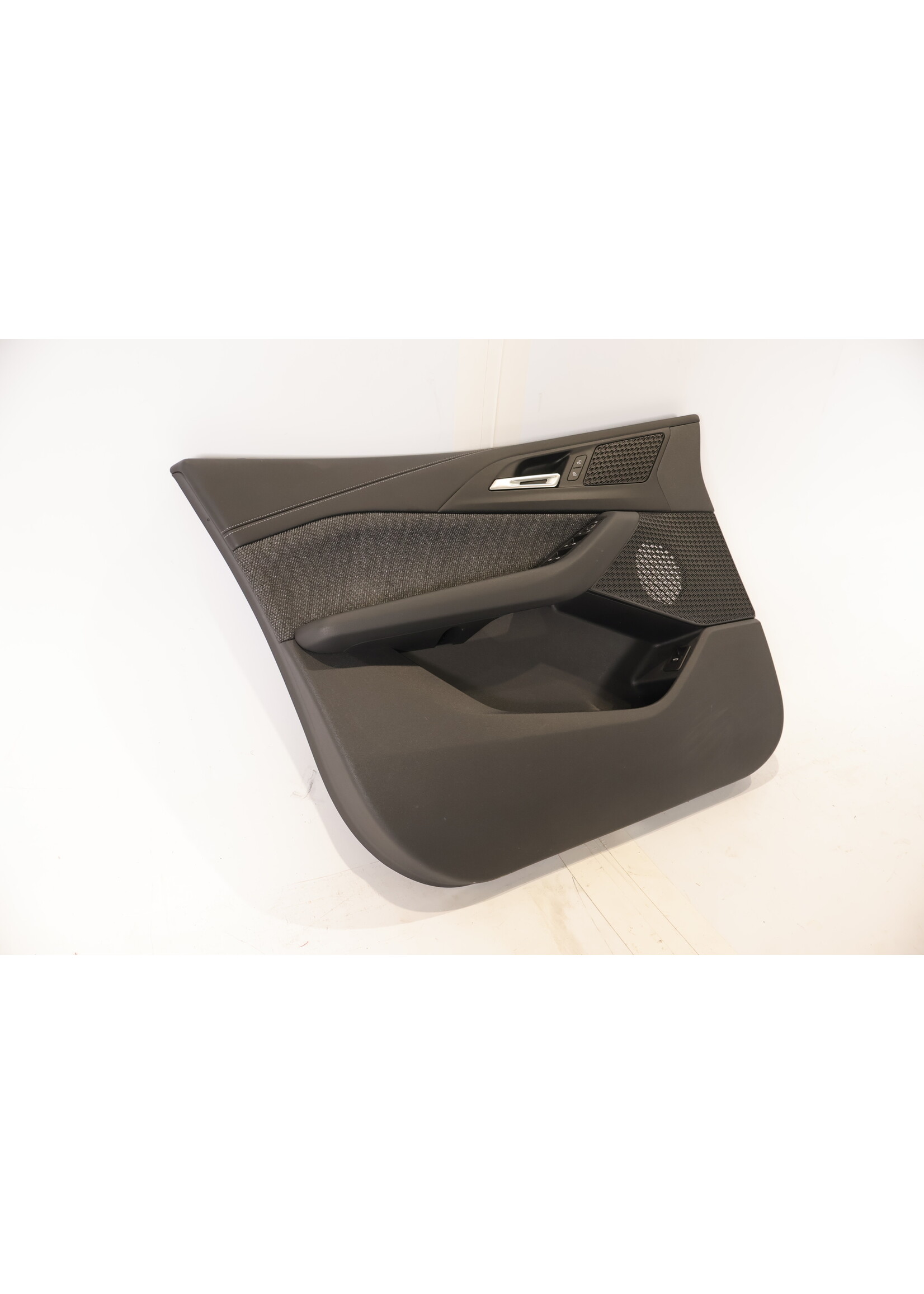 BMW BMW U06 2 Series Active Tourer Complete door trim front left 5A53311 51415A53311