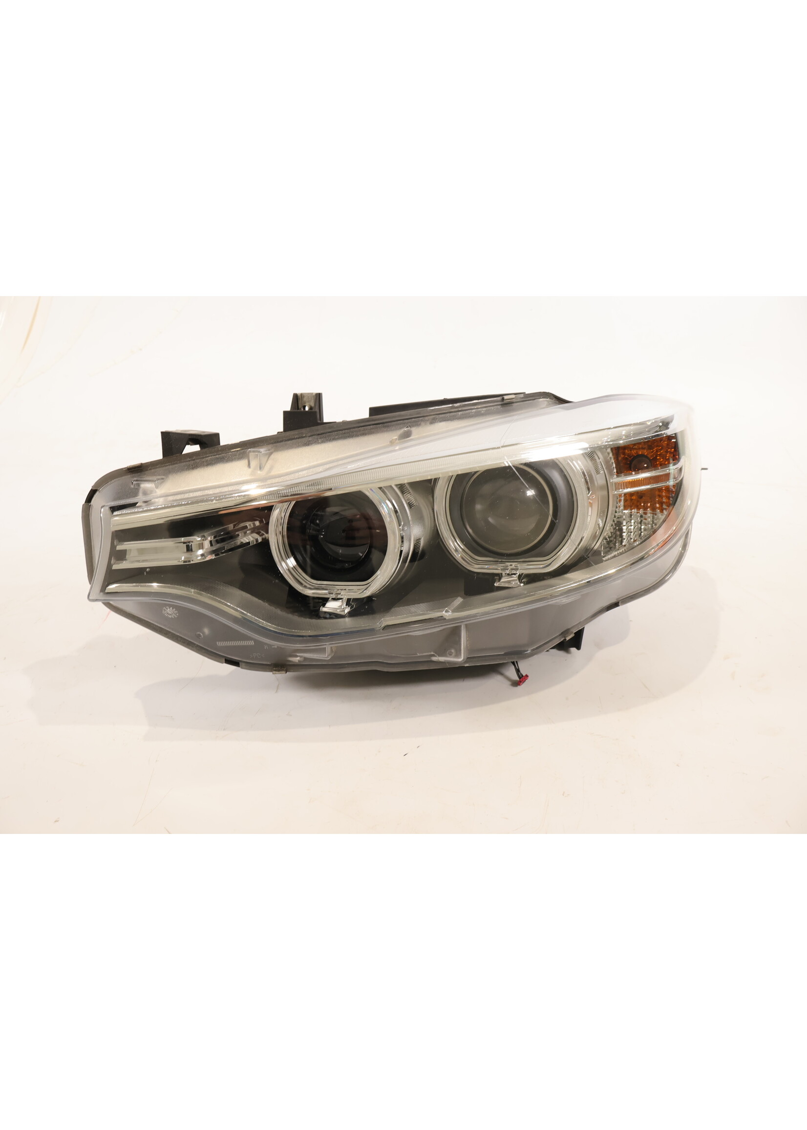 BMW BMW 3er F30 F31 BI-XENON Scheinwerfer links 7460625 a97460625