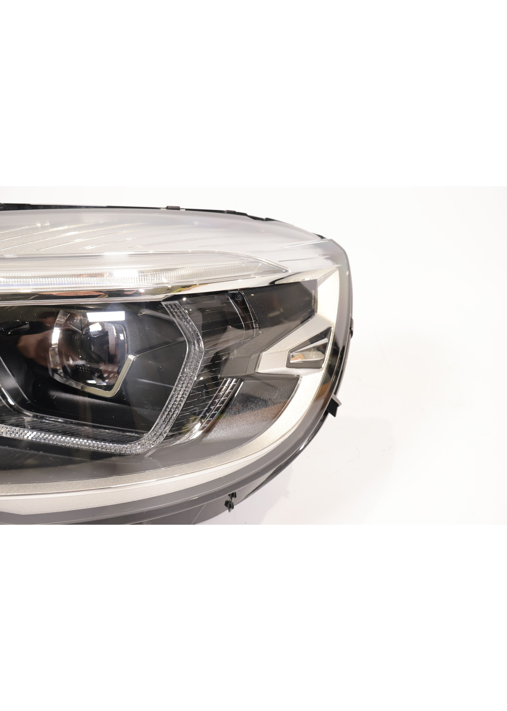 BMW BMW 2er F45 F46 LCI Voll LED-Scheinwerfer links LE16a6380 8738641