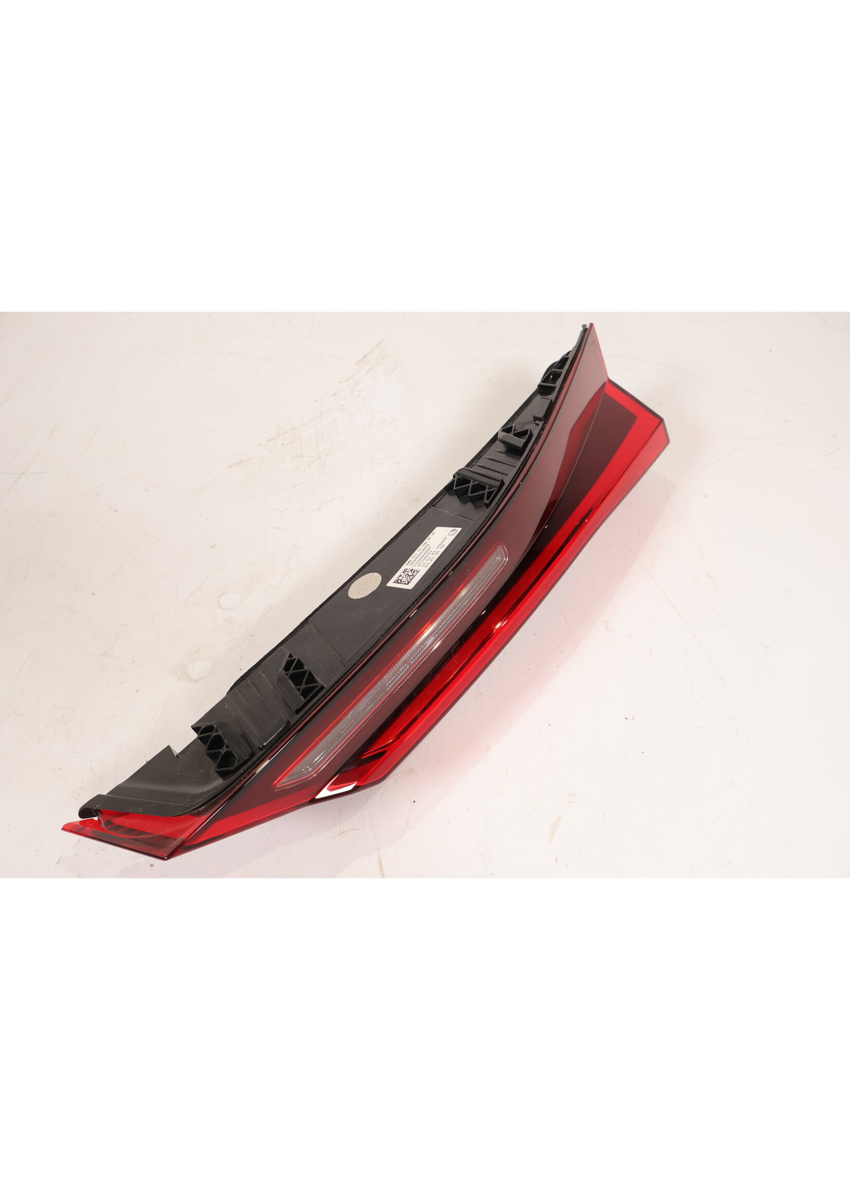 BMW BMW X1 U11 LED Taillight on the right in the tailgate H8946559809 63219465598 9465598