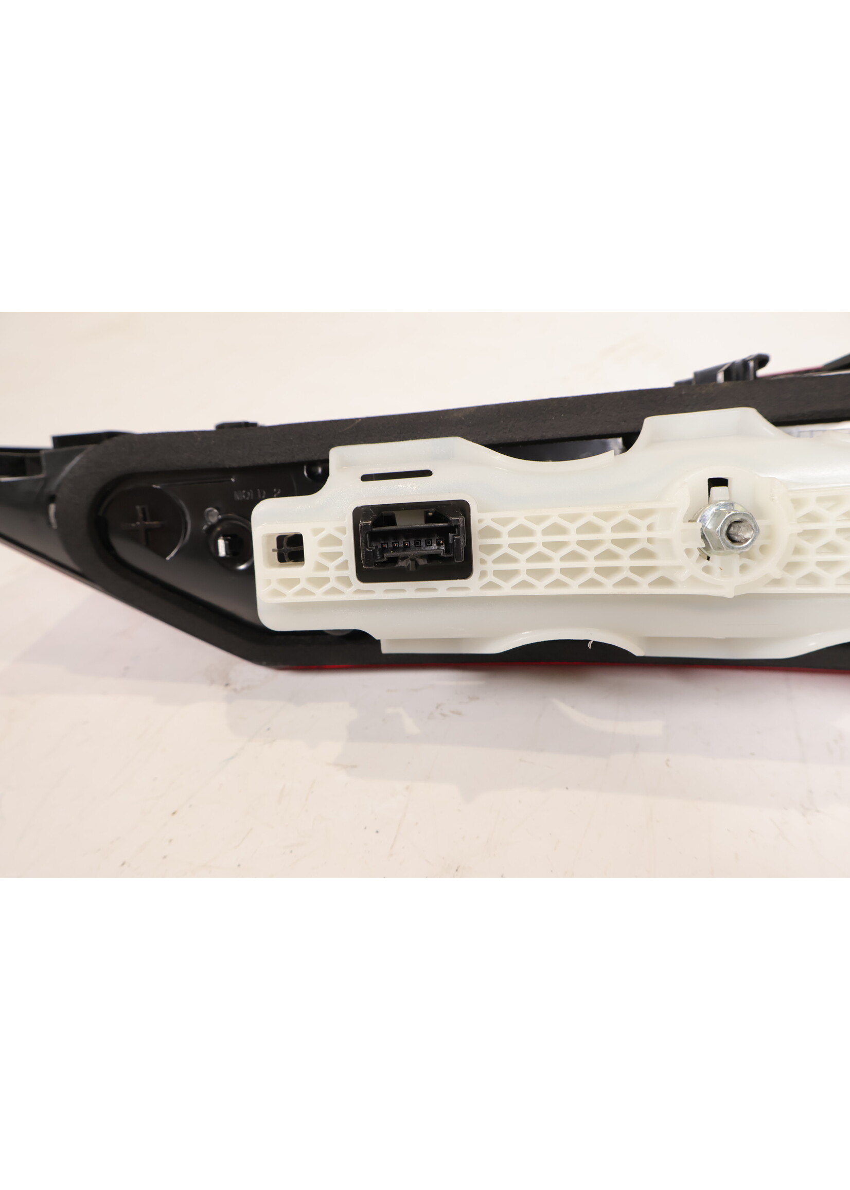 BMW BMW X1 U11 LED Taillight on the left in the tailgate H7946559709 9465597 63219435597