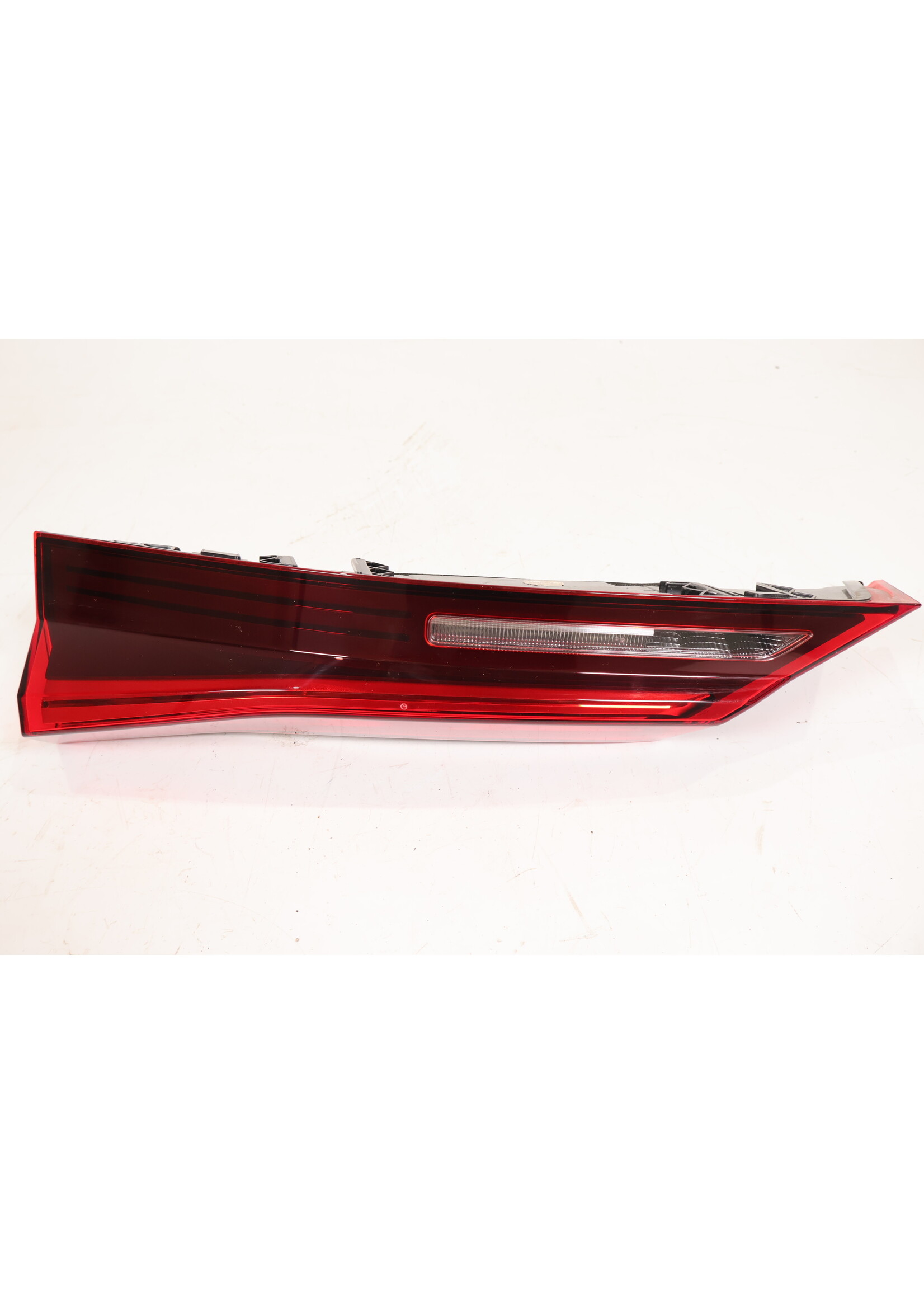 BMW BMW X1 U11 LED Taillight on the left in the tailgate H7946559709 9465597 63219435597