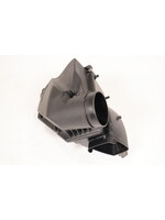 BMW BMW 3 Series G20 G21 320i Air filter housing + air temperature sensor 72423104 13718580424