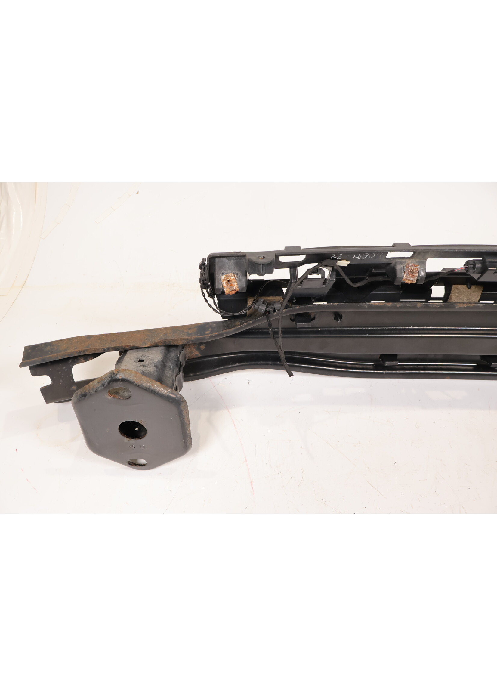 BMW BMW 4 Series F32 F33 F36 Rear bumper bar 7285542 51127285542