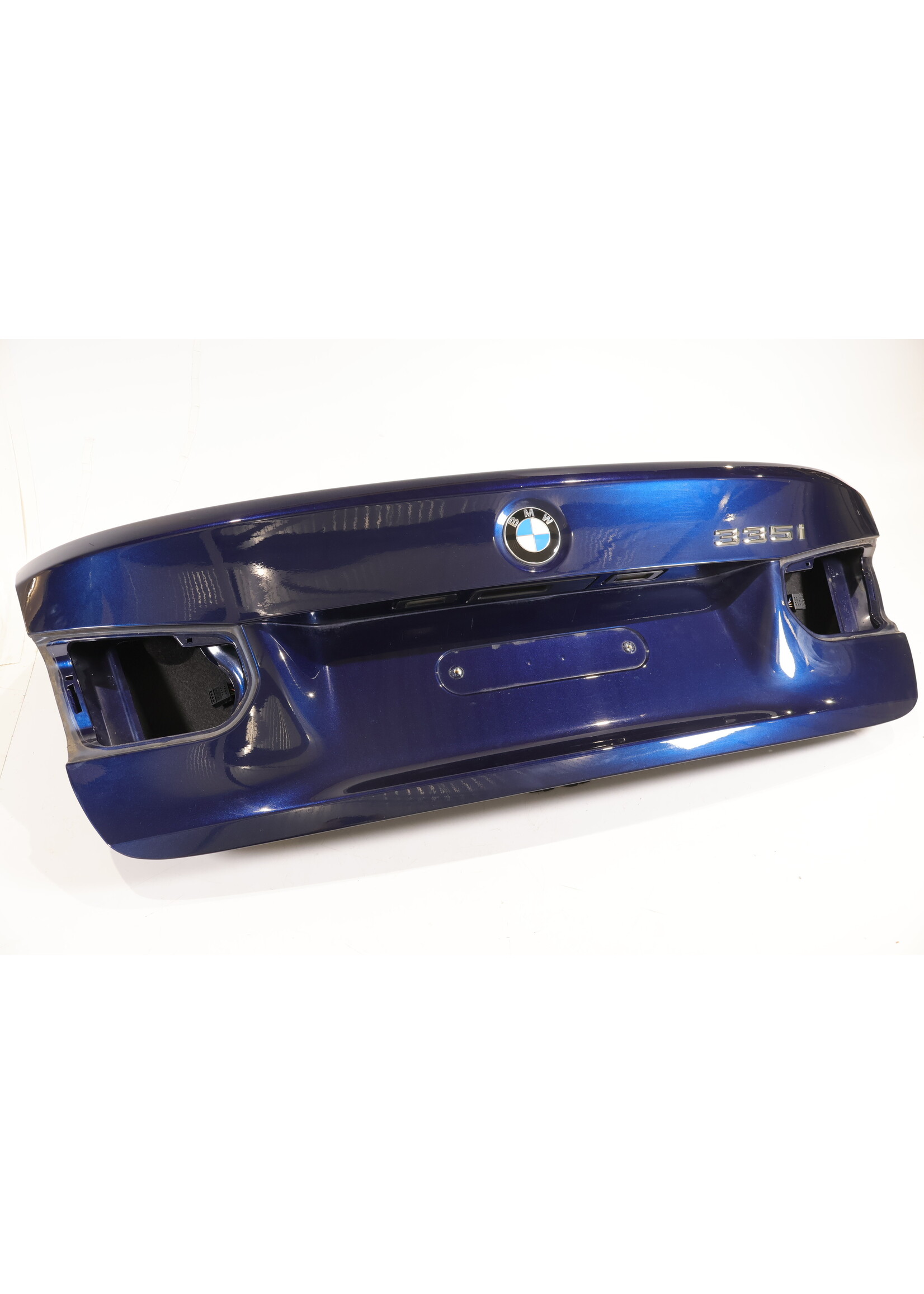 BMW BMW 3 Series F30 Tailgate with lighting and trim 7288757 41007288757