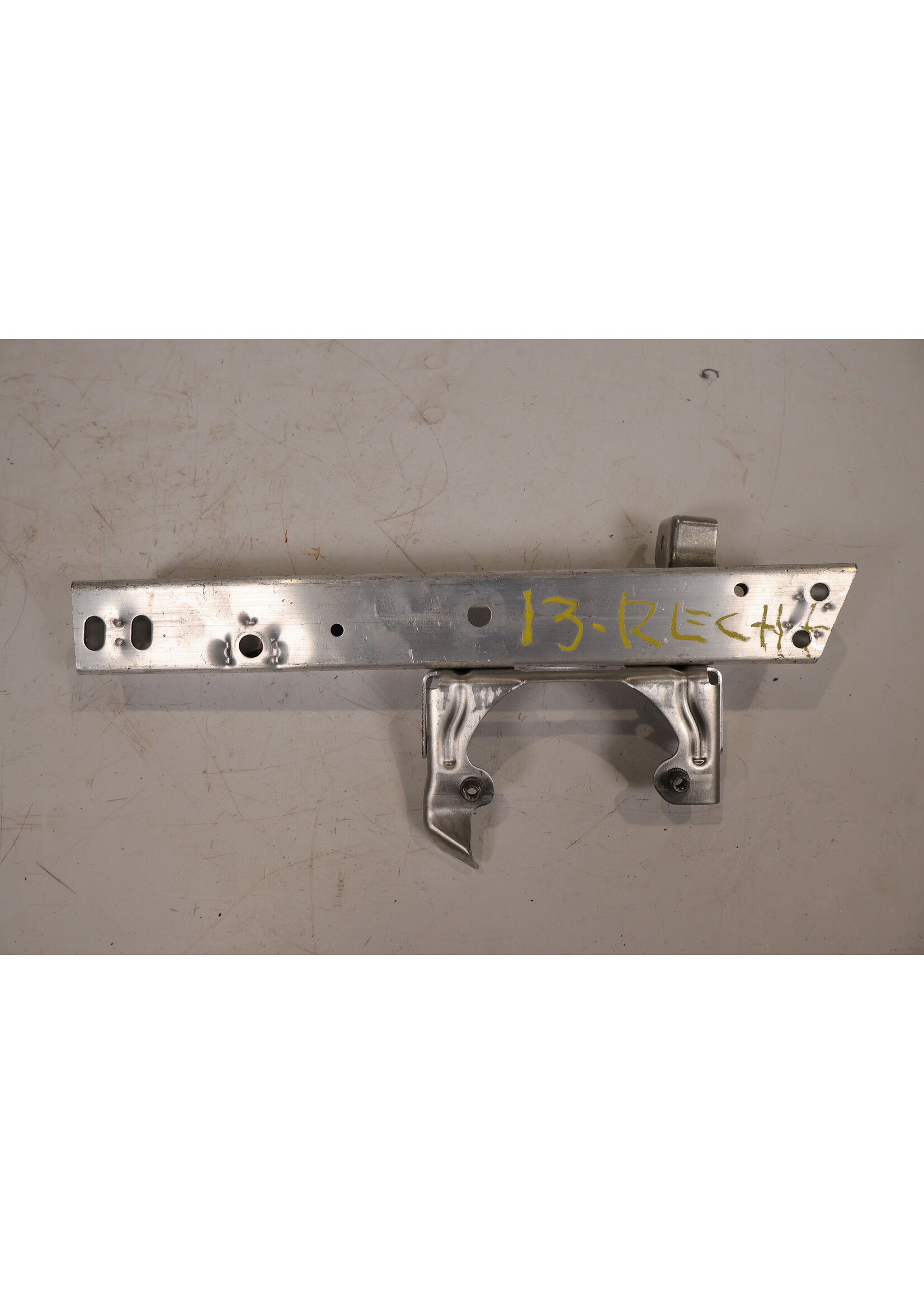 BMW BMW I3 I01 Front Bumper Left Impact Bracket Genuine D5222076000 RF I56U-04