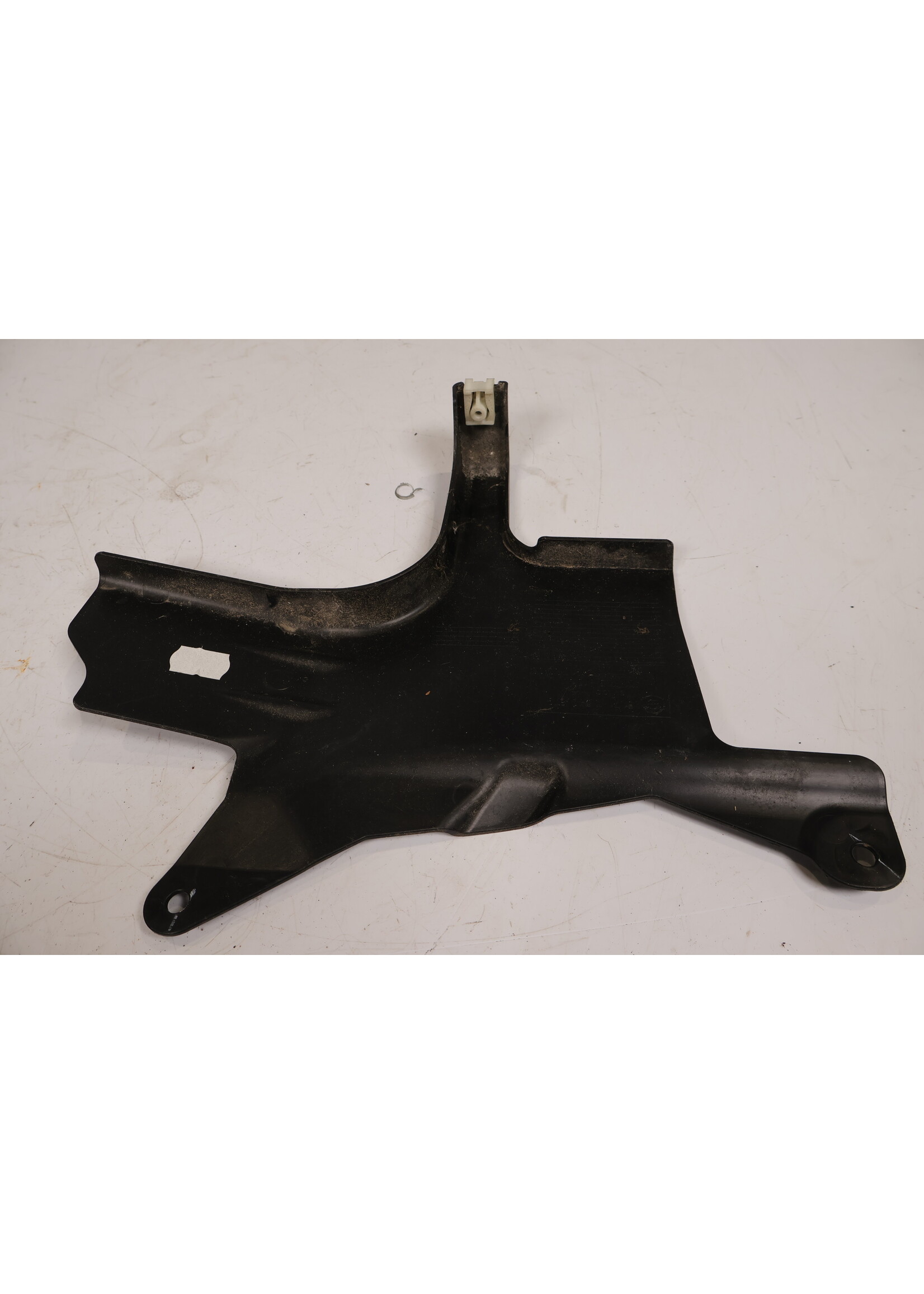 BMW BMW 3er G20 G21 untere Abdeckung links 51717340779 7340779