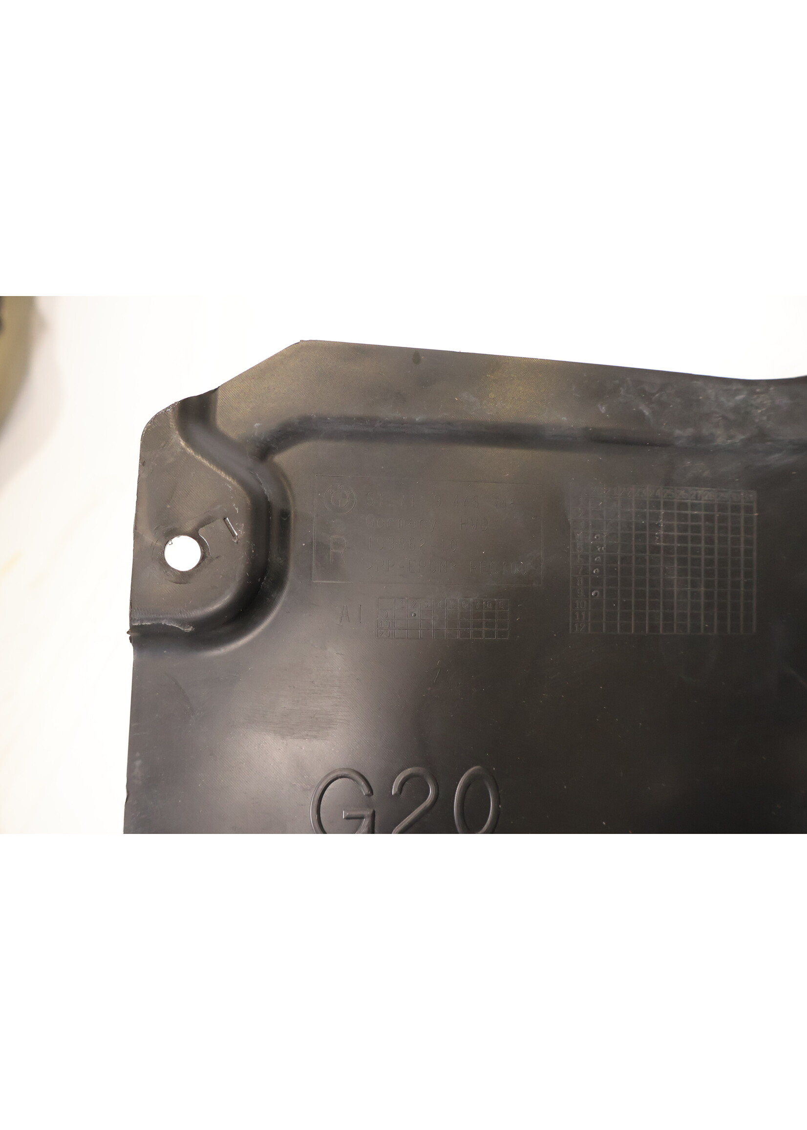 BMW BMW 3er G20 G21 Radlaufabdeckung komplett rechts vorne 9448746 51719448746