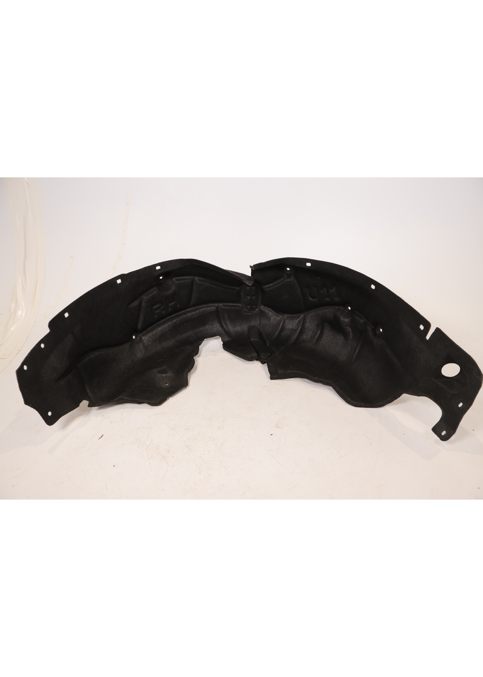 BMW BMW X1 U11  Cover wheel arch rear right 9465710 51719465710
