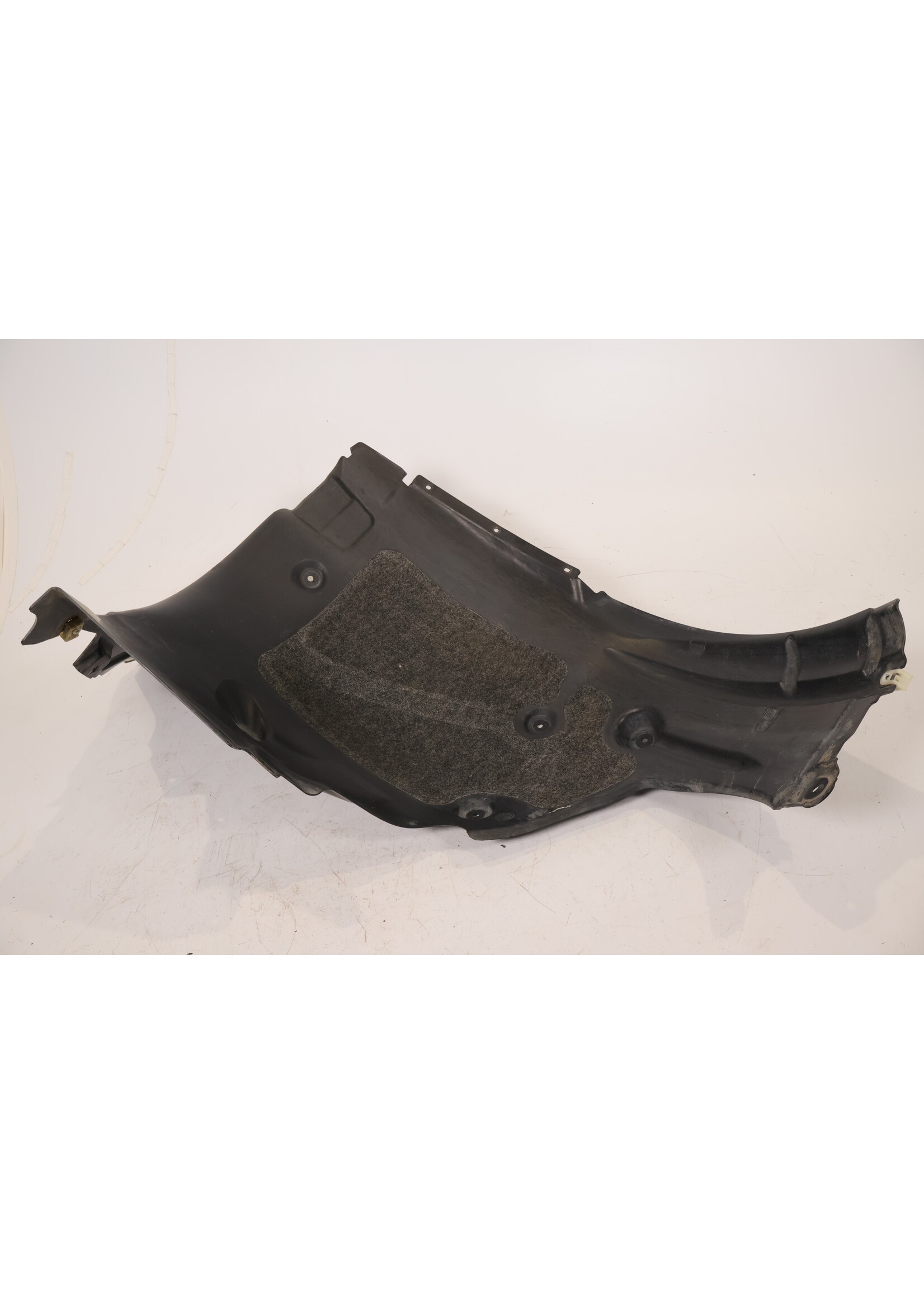 BMW BMW 2er G42 Abdeckung Radhaus Hinterteil vorn rechts 8493726 51718493726