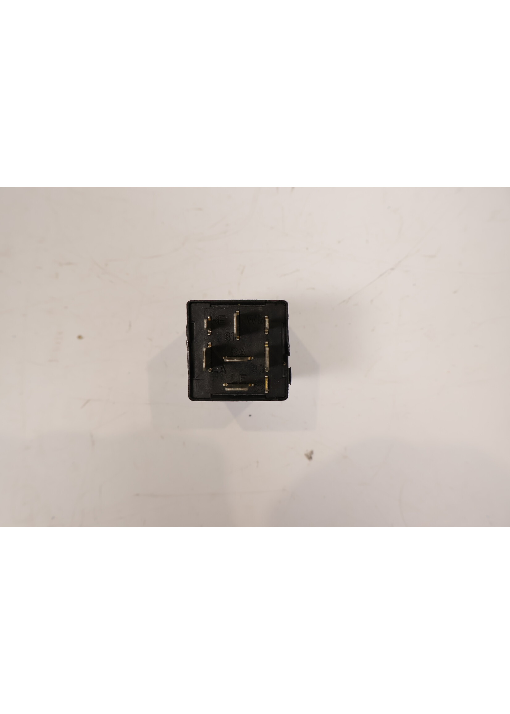 BMW BMW E-Series Relay Control Module Unit 54225002