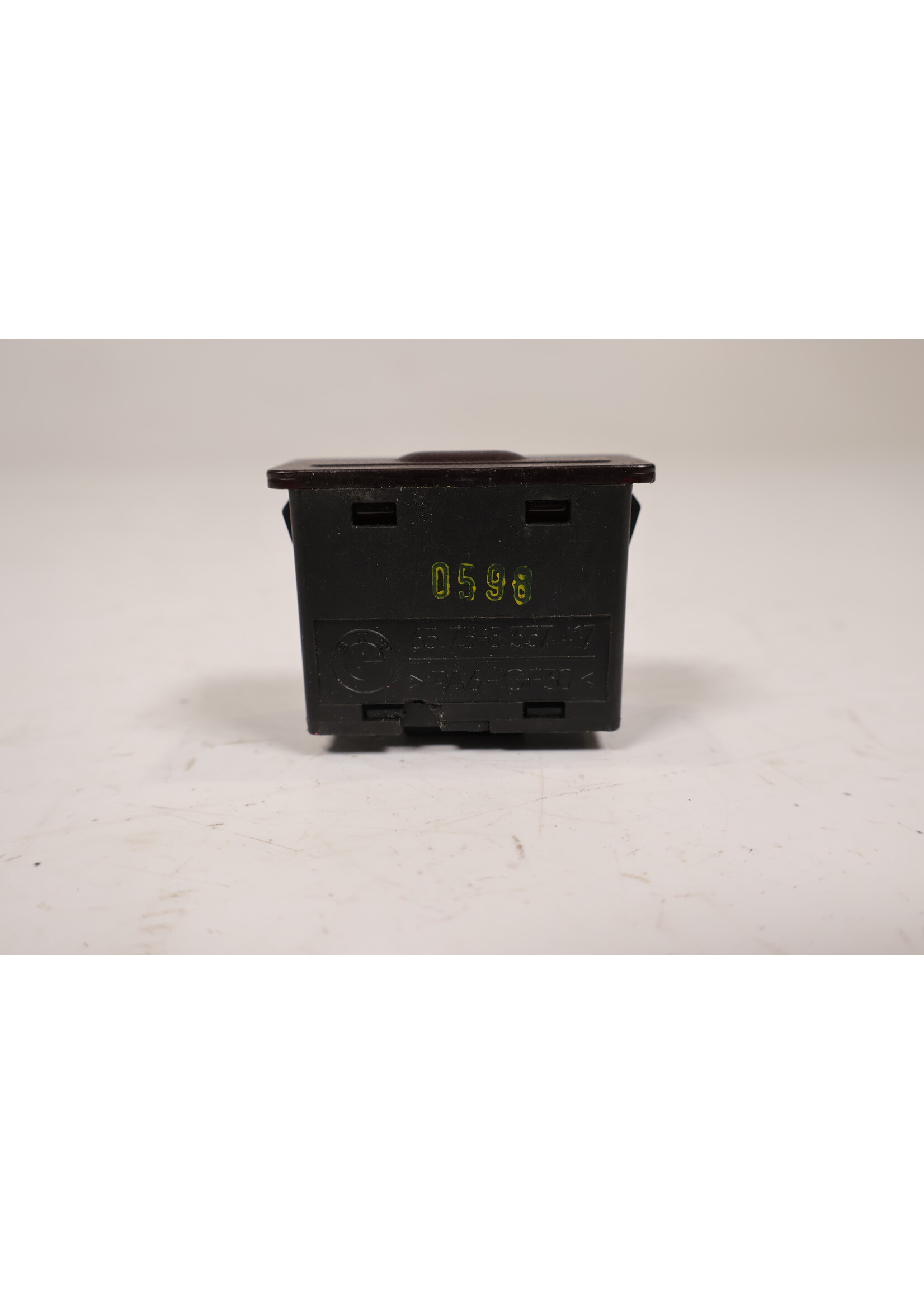 BMW BMW Z3 E36 Alarm relay 54225002 65758357417 8357417