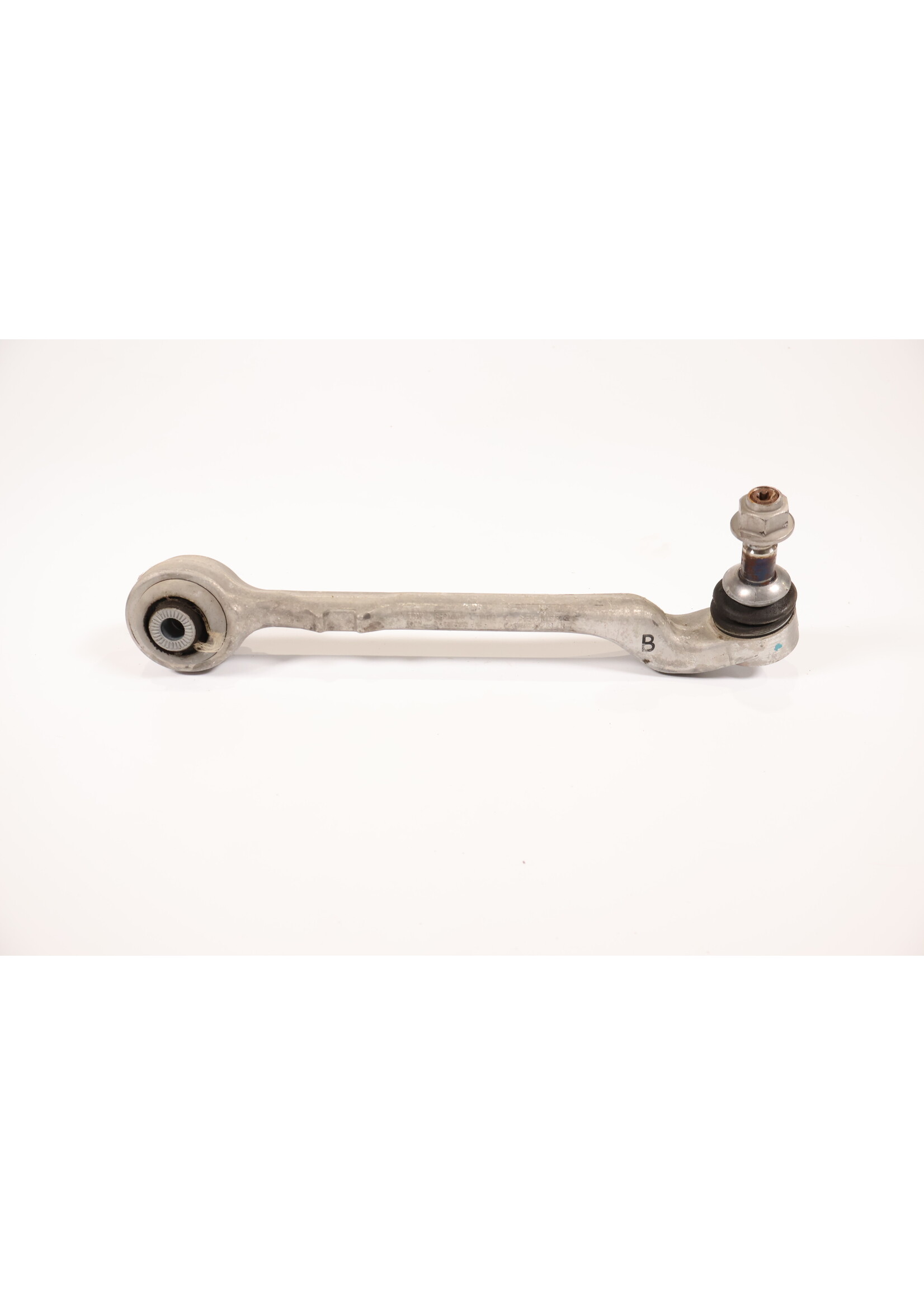 BMW BMW F-Series OEM Lower ontrol arm right with rubber NEW CONDITION 6857330