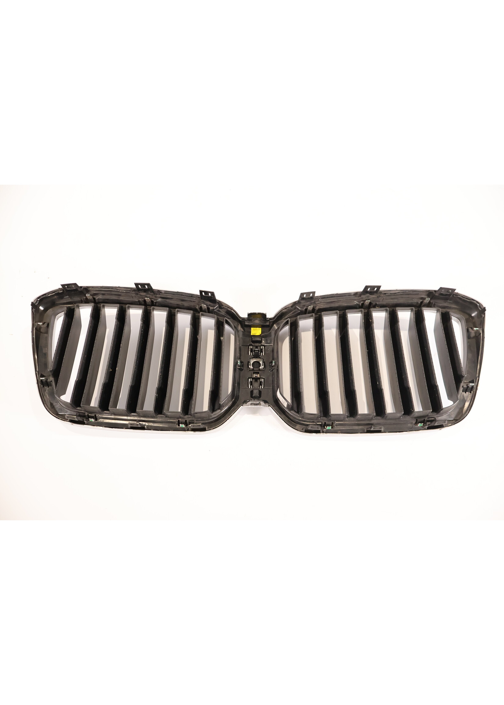 BMW BMW X1 U11 Nieren- / Grill-Frontstoßstange 10627111 51135A1A3F5