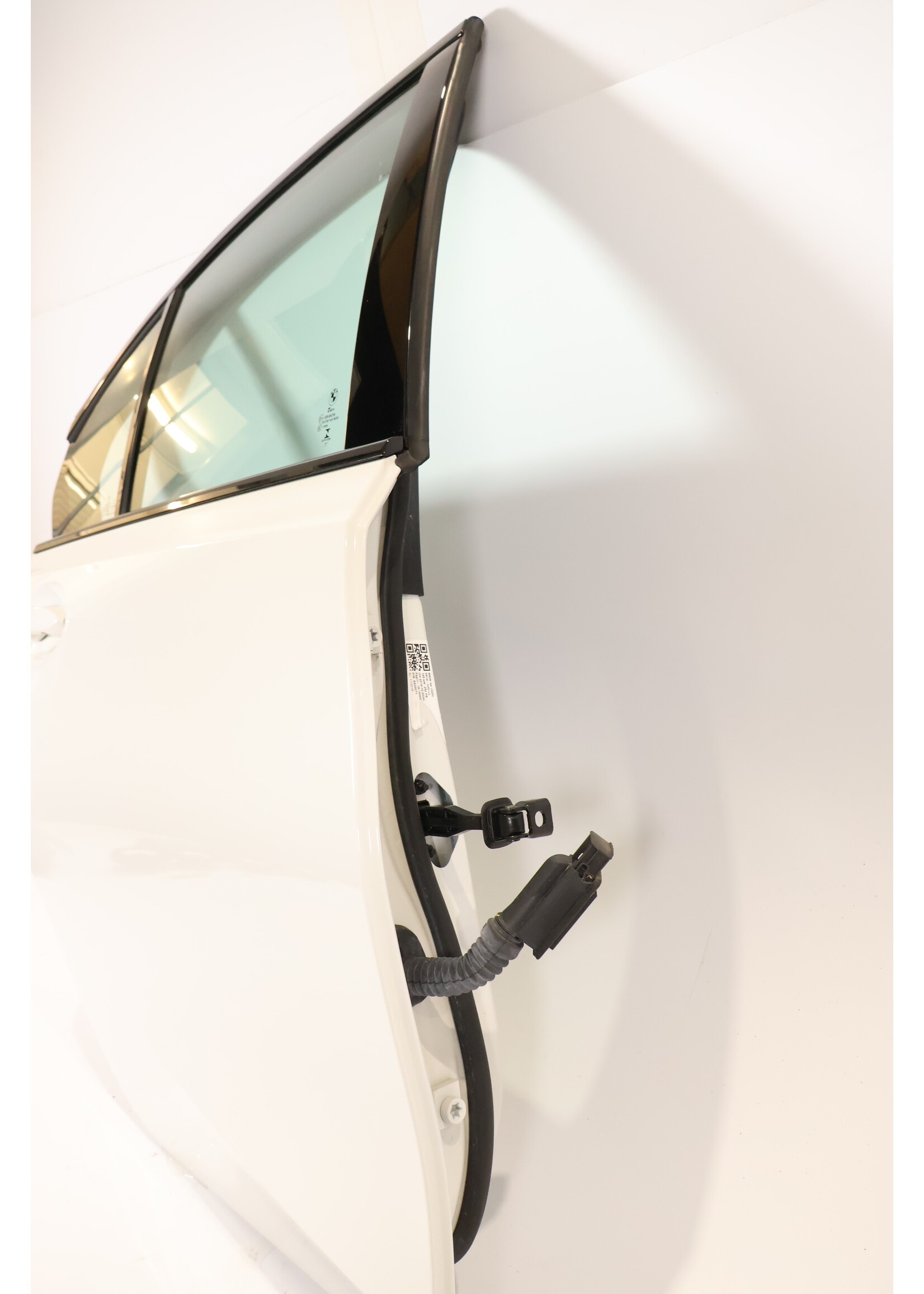 BMW BMW 3 Serie G20  G80 complete door right rear 41517482278 7482278