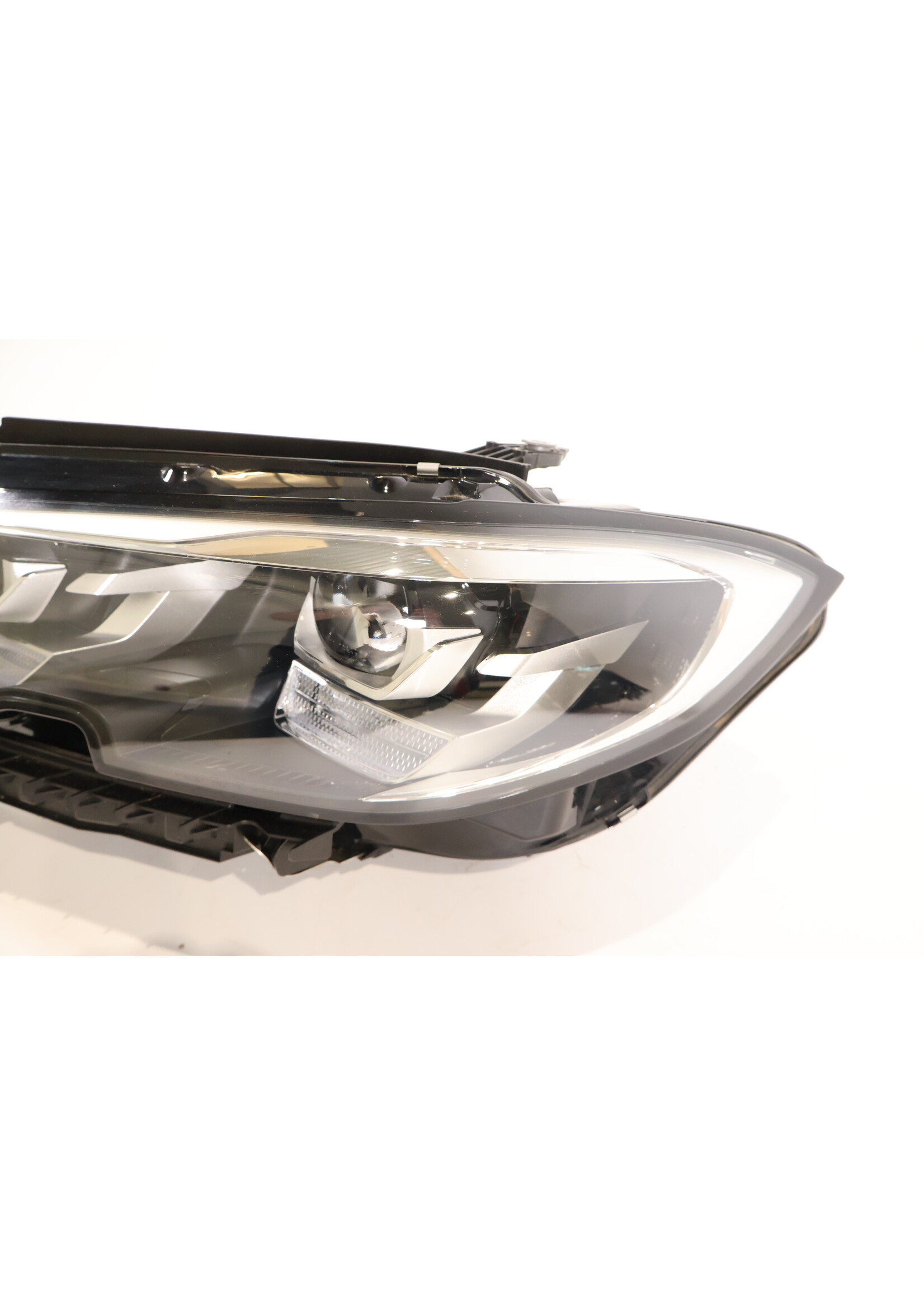 BMW BMW 3 Series G20 G21 Like new LED headlight left with modules 63118496149 9481713