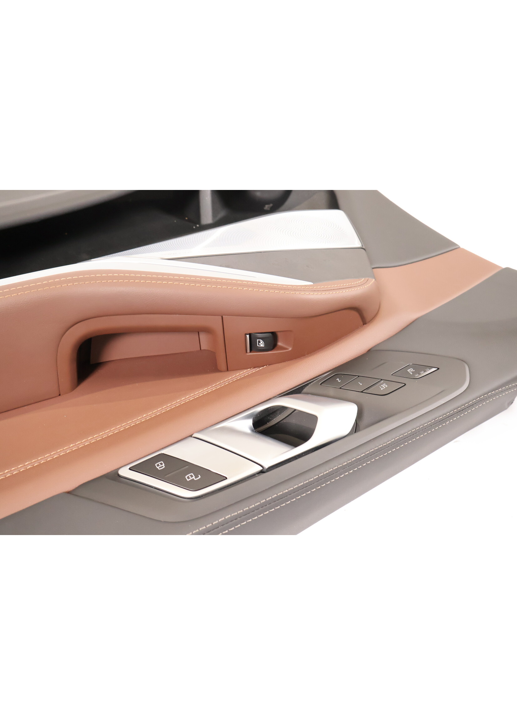 BMW  BMW X5 G05 LCI Door panel right front 51415A83058 5A83058