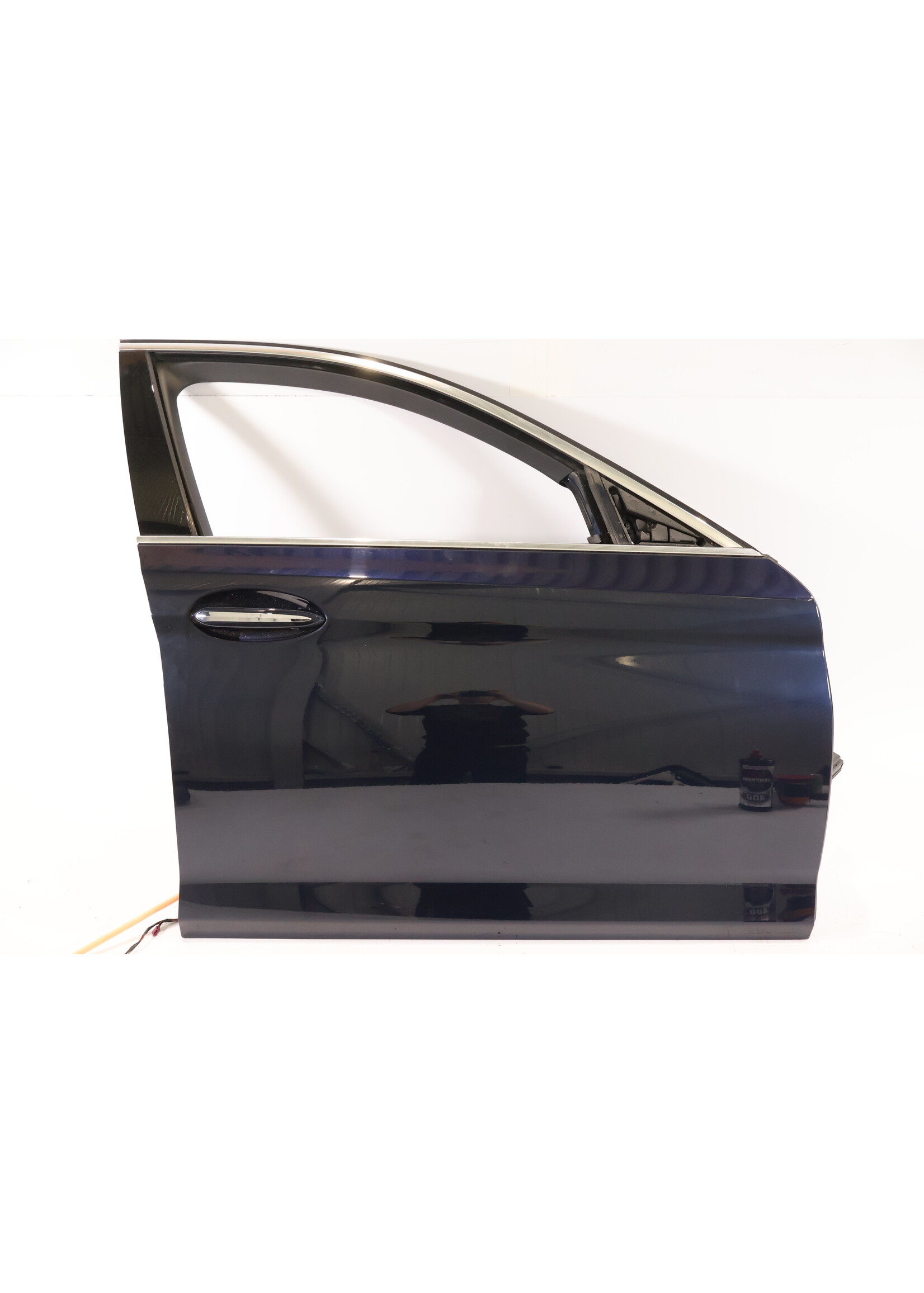 BMW BMW 5 Series G30 G31 complete front right door 41007408962 7408962
