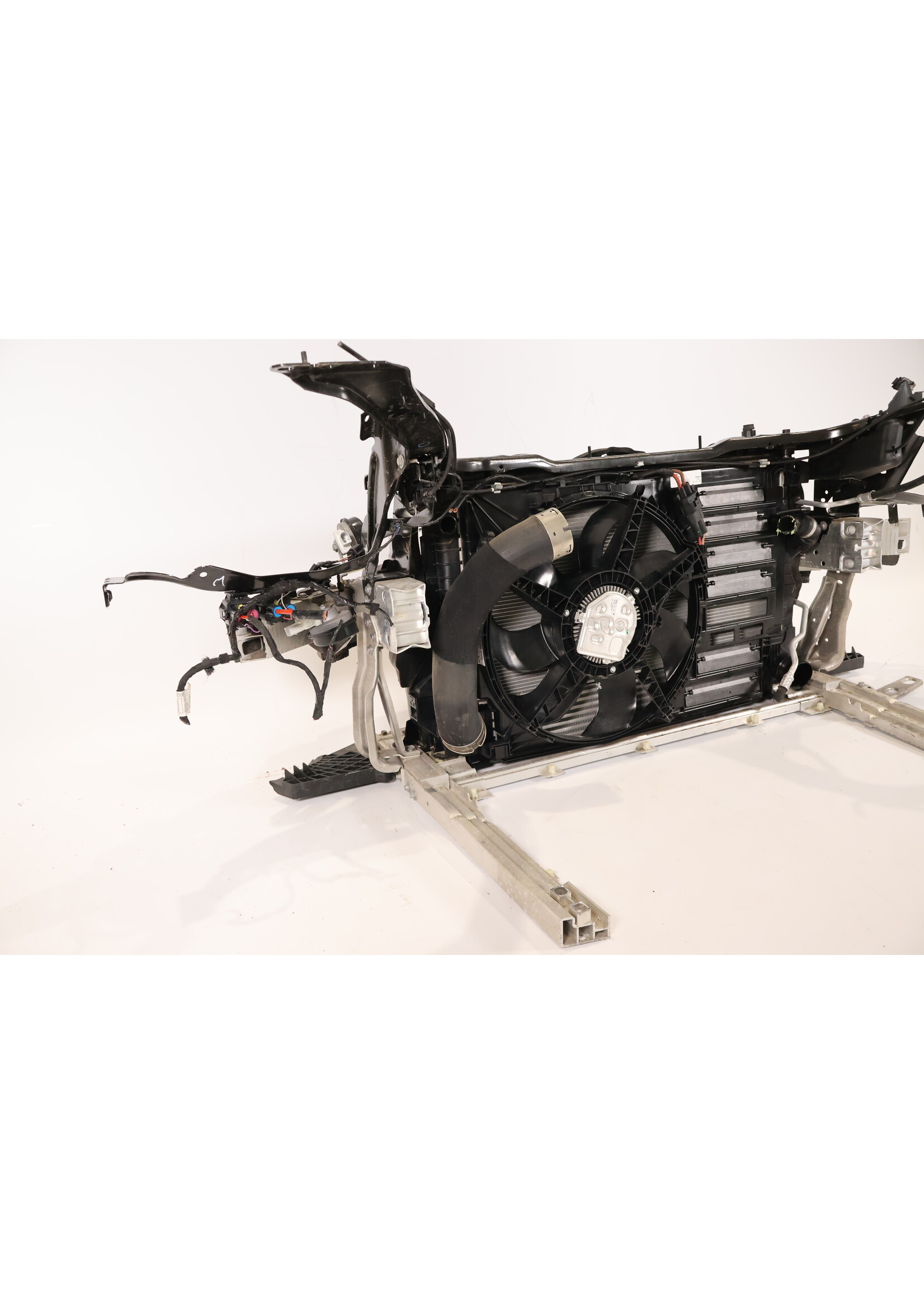 BMW MINI Clubman F54 B38B 1,5 Komplette Front mit Kühlern 51117351519 7351519