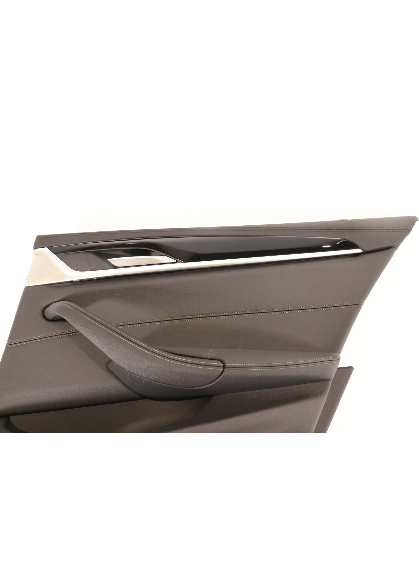 BMW BMW 5er G30 G31 Komplette Türverkleidung rechts hinten 514172845388 2845388