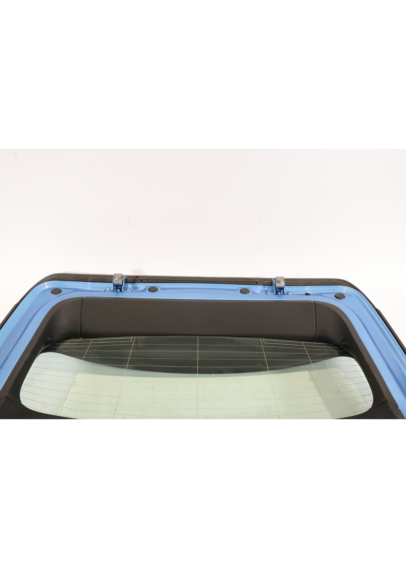 BMW BMW 1 Series F40 F41 Complete tailgate 41007456041 7456041
