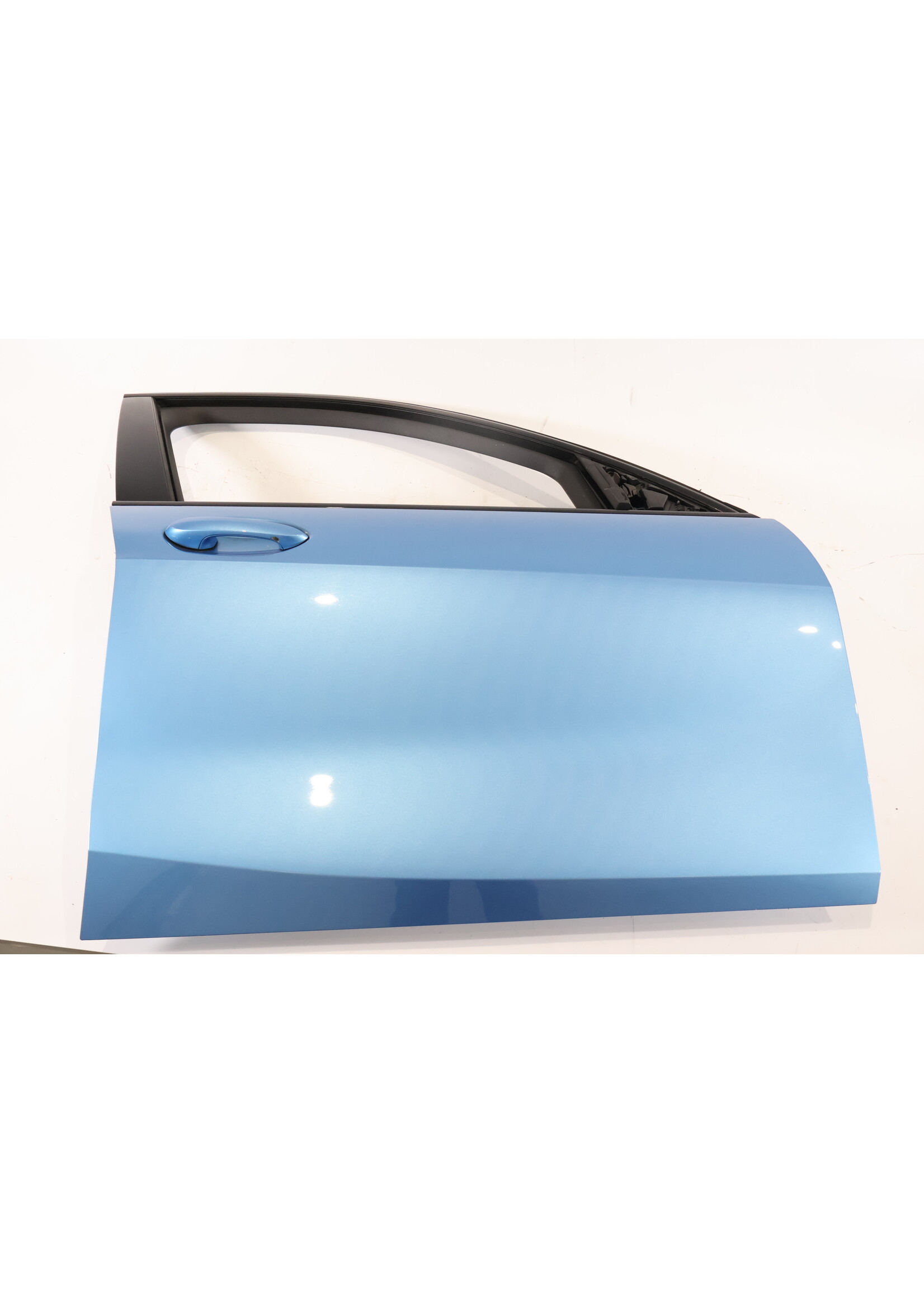 BMW BMW 1 Series F40 Complete door right front 41518737060 8737060