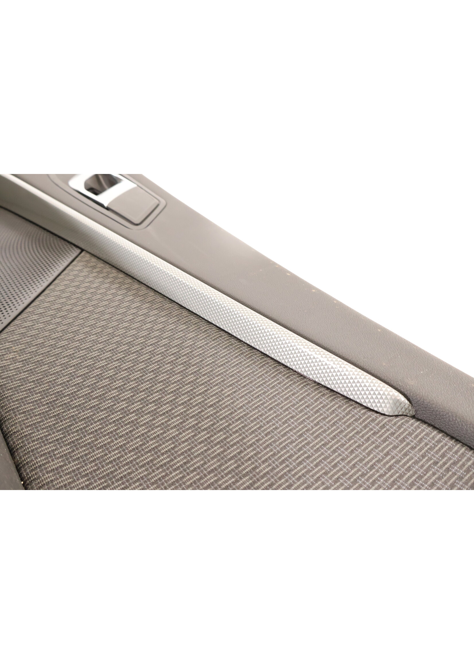 BMW BMW 1 Series F40 Complete door panel right front 156231231 5141F011234 F011234