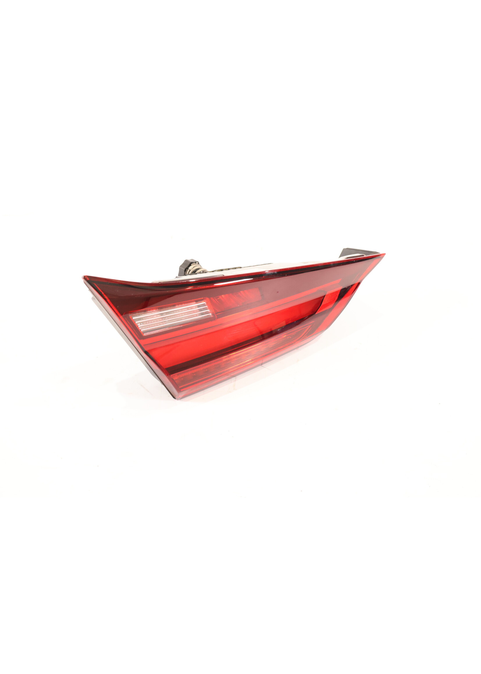 BMW BMW 1 Series F40 LED taillight left in tailgate 63217450651 7450651