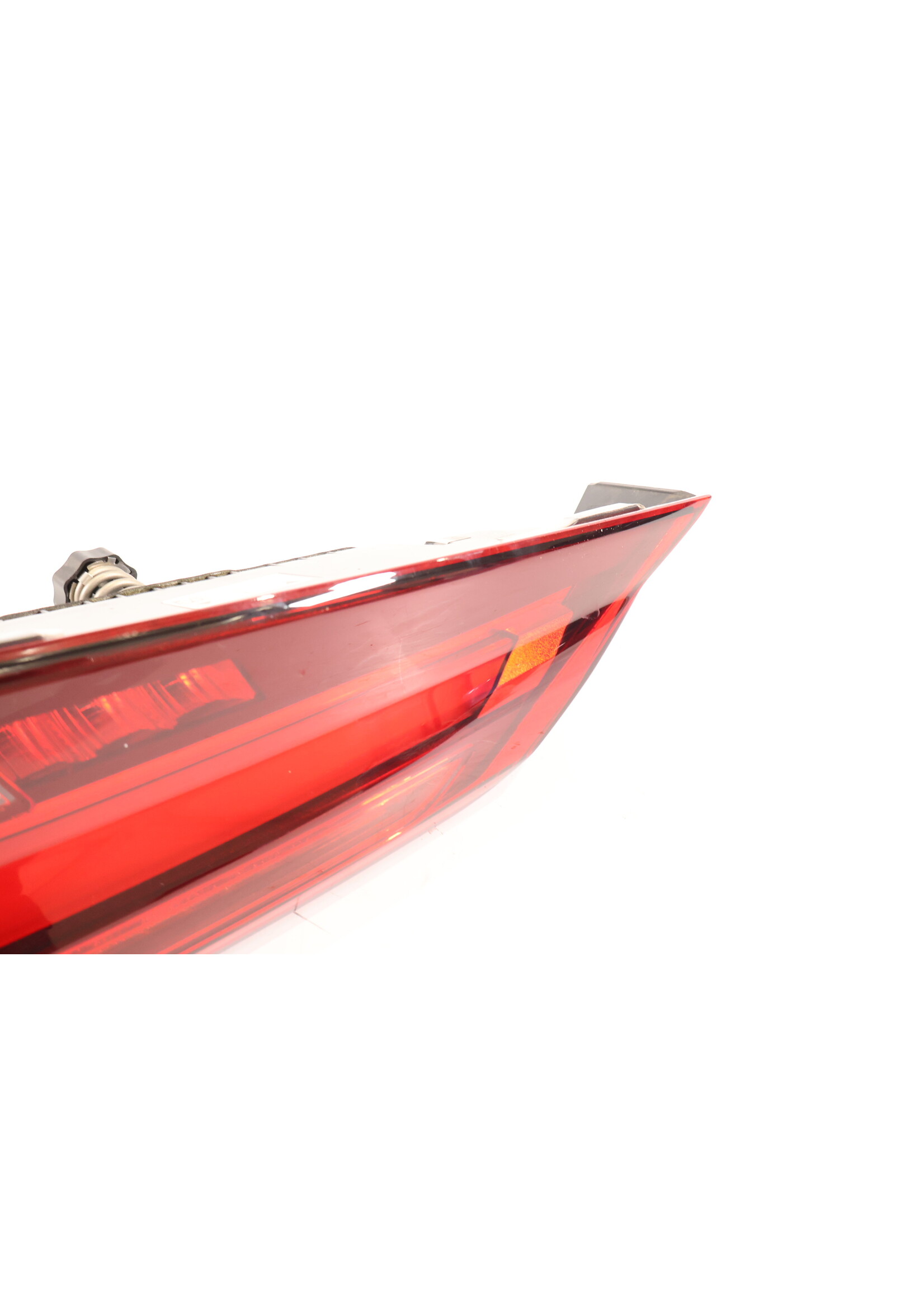 BMW BMW 1 Serie F40 LED achterlicht links in achterklep 63217450651 7450651