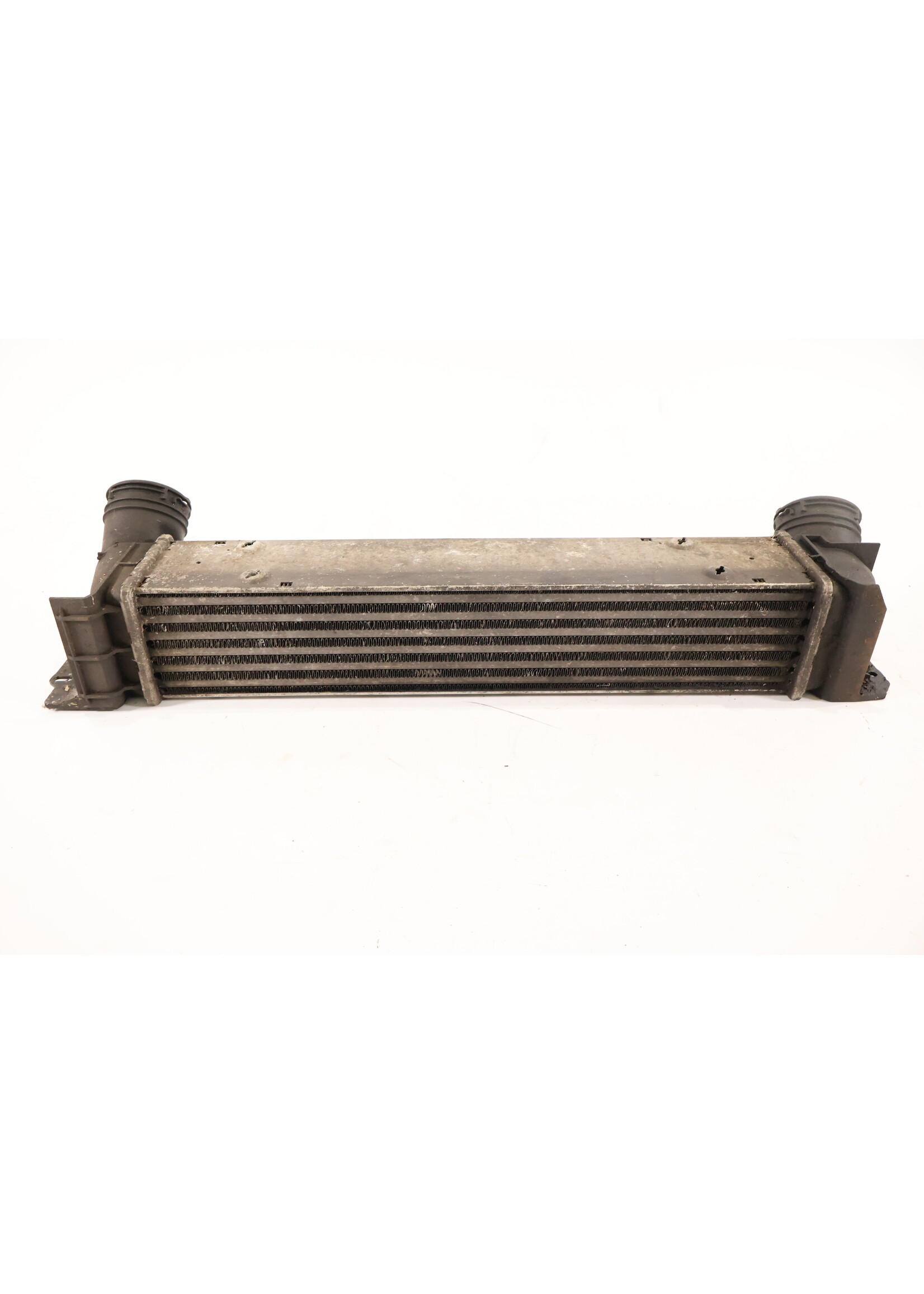 BMW BMW Exx Intercooler van 18d & 20d 3093796 3213329