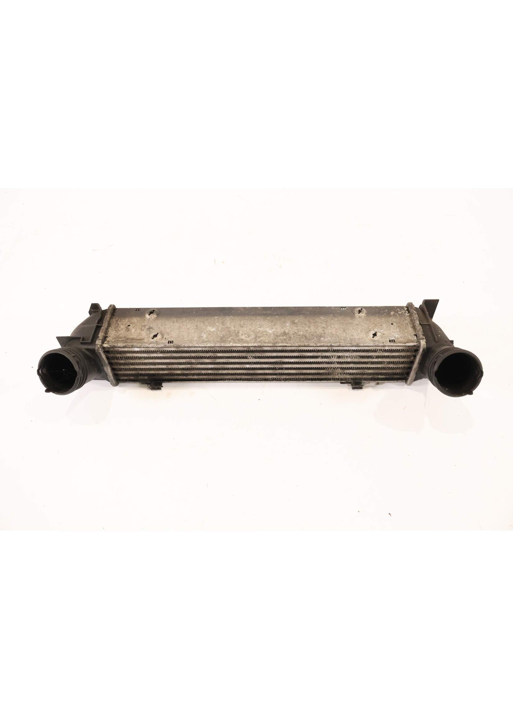 BMW BMW Exx Intercooler van 18d & 20d 3093796 3213329