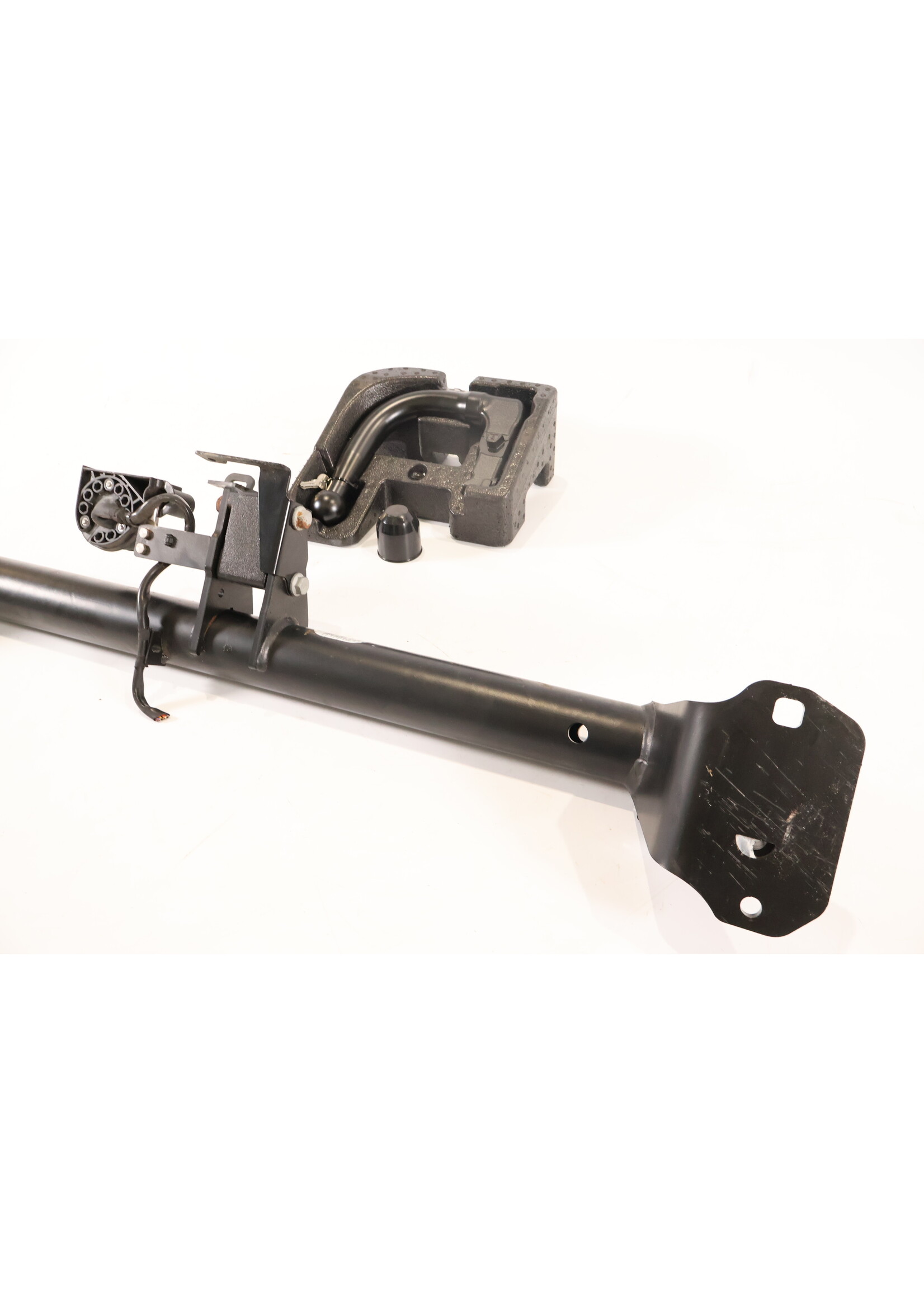 BMW BMW 1 Serie F40 F41 Als nieuwe trekhaak set 71606882581 6882581