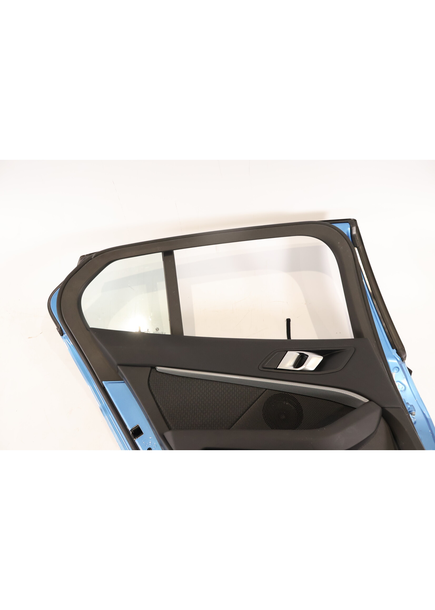 BMW BMW 1 Serie F40 Complete deur links achter 41528737063 8737063