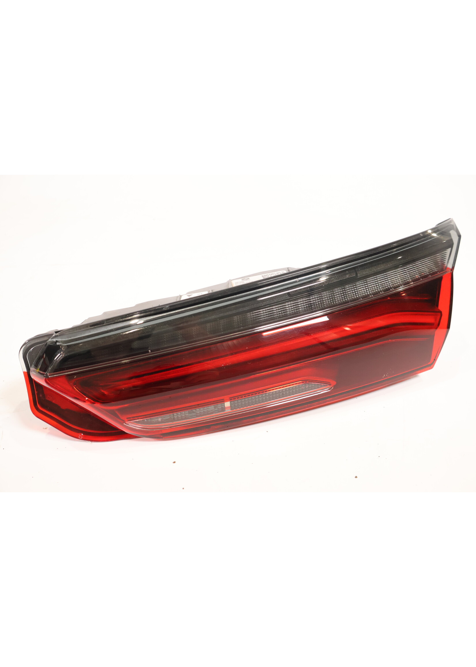 BMW BMW 8 Series G14 G15 G16 LED taillight right in tailgate 63217445778 7445778