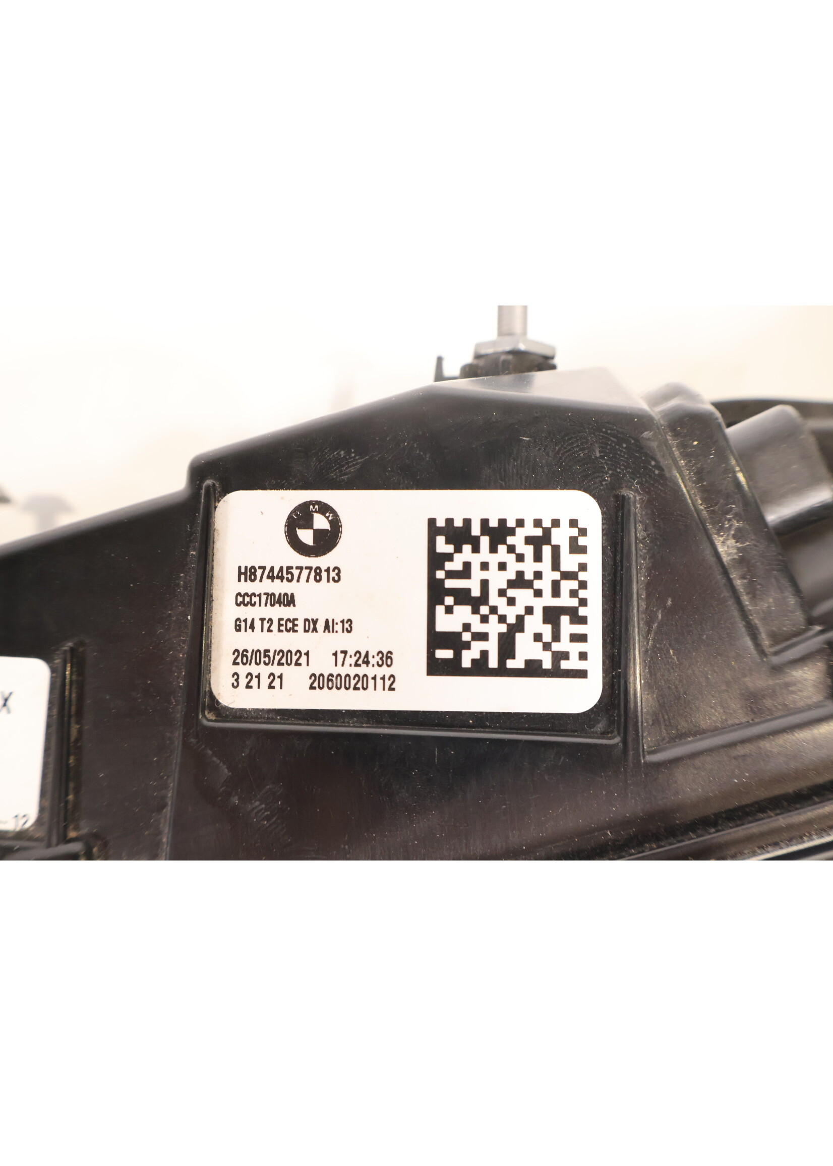BMW BMW 8er G14 G15 G16 LED Rücklicht rechts in der Heckklappe 63217445778 7445778