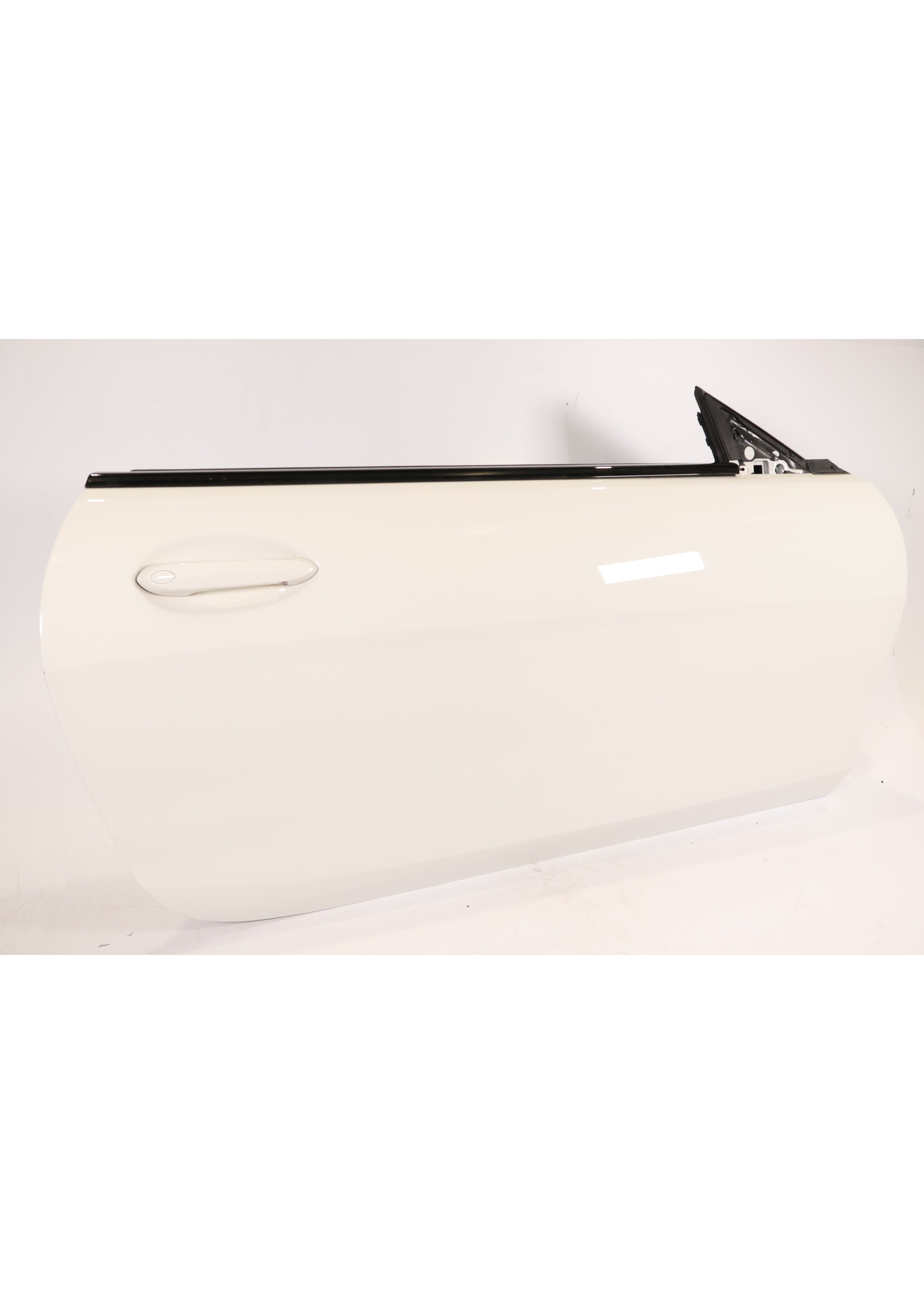 BMW  BMW 8 Series G14 G15 Complete door right 41007455092 7455092