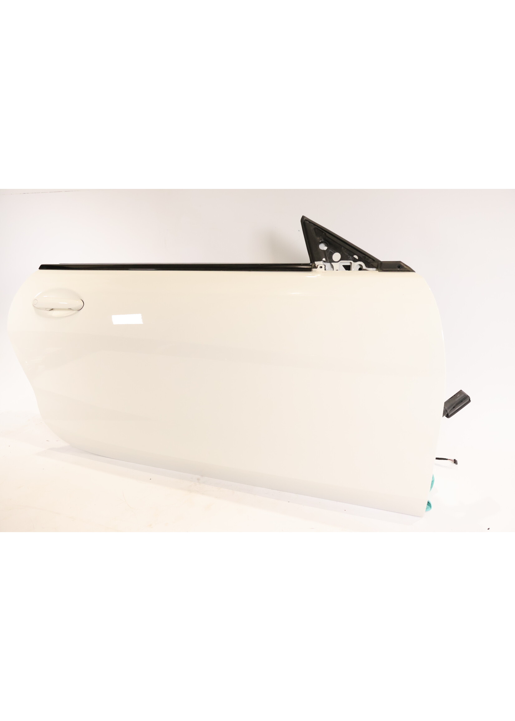 BMW  BMW 8 Series G14 G15 Complete door right 41007455092 7455092