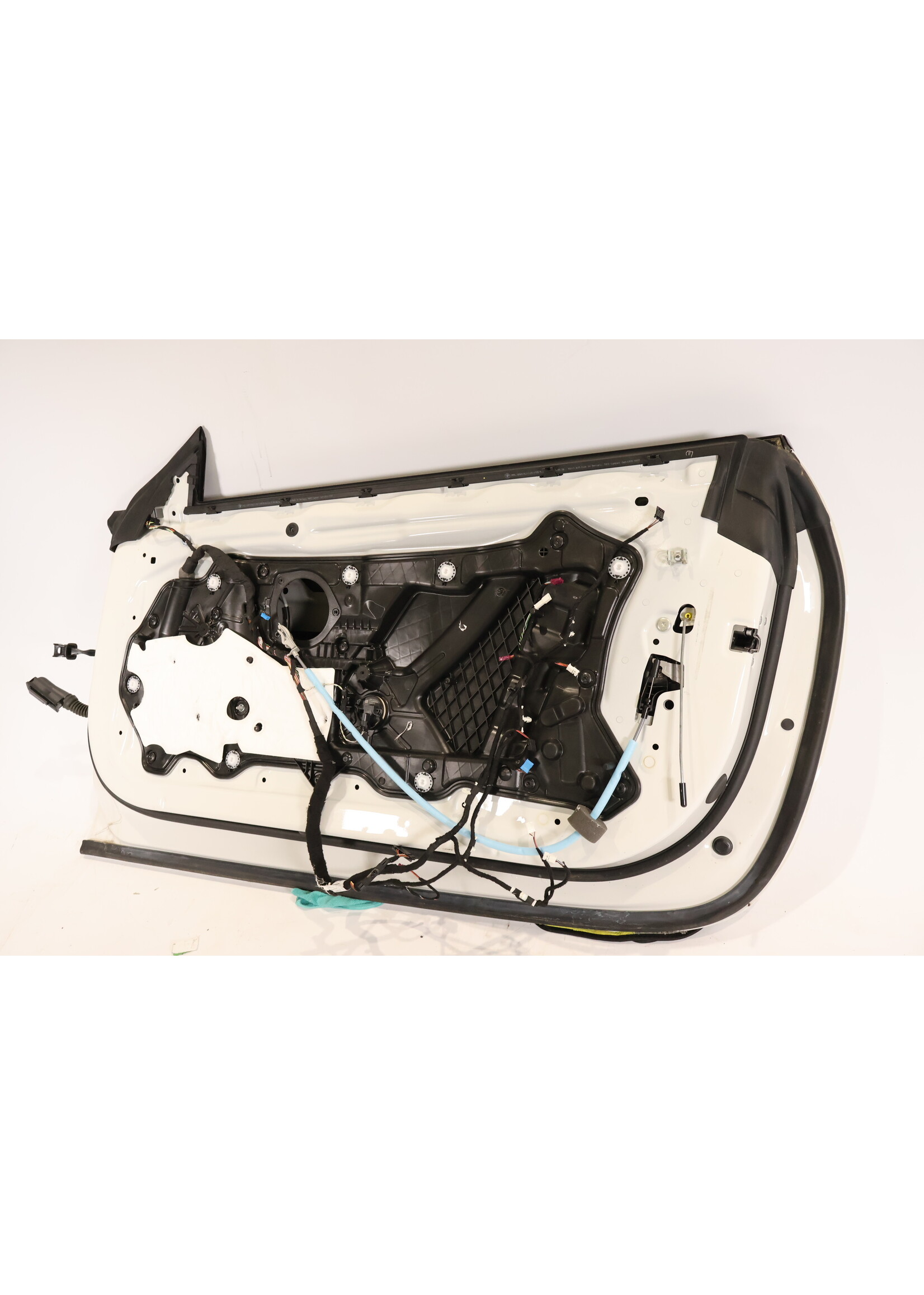 BMW  BMW 8 Series G14 G15 Complete door right 41007455092 7455092